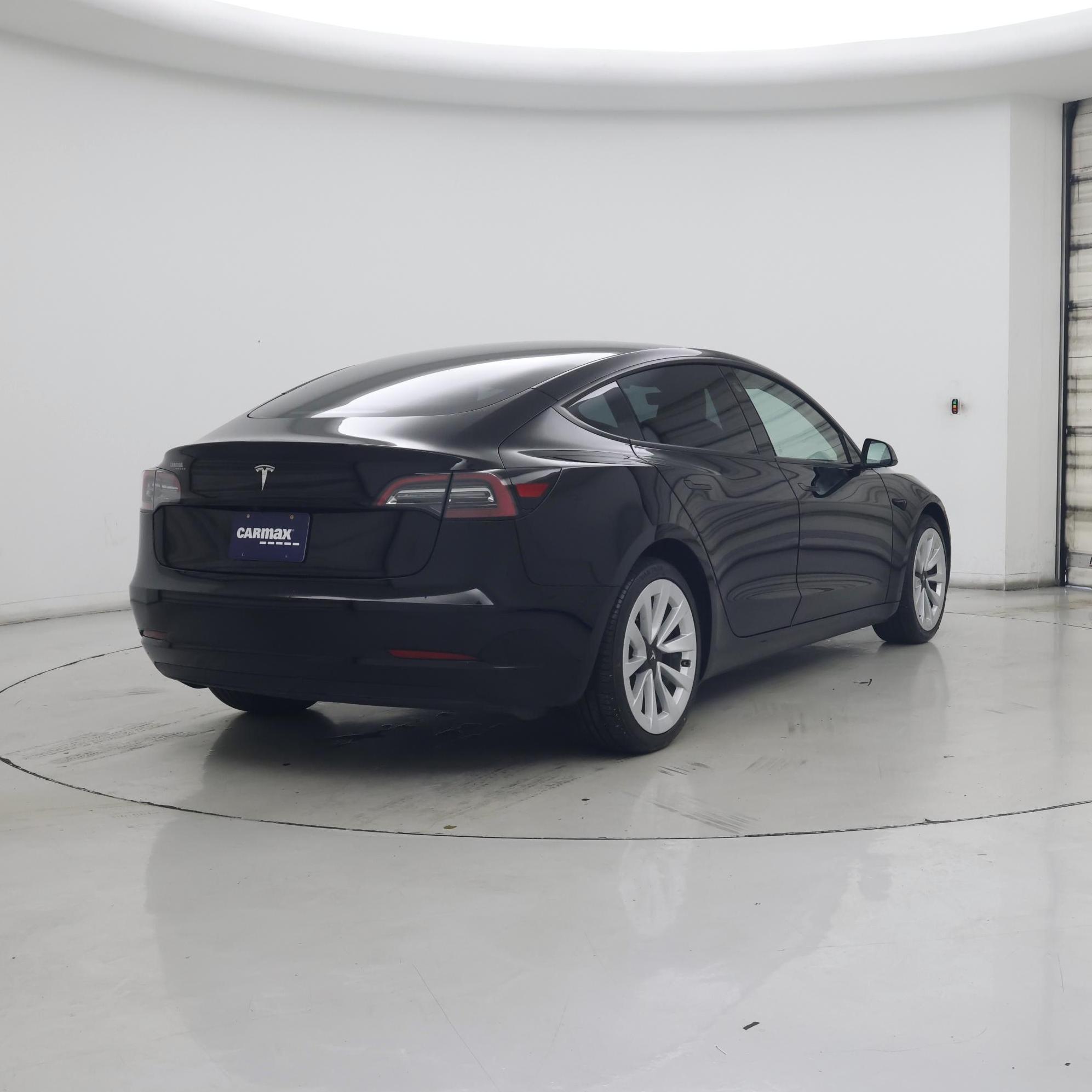 Thumbnail: 2023 Tesla Model 3 - 8