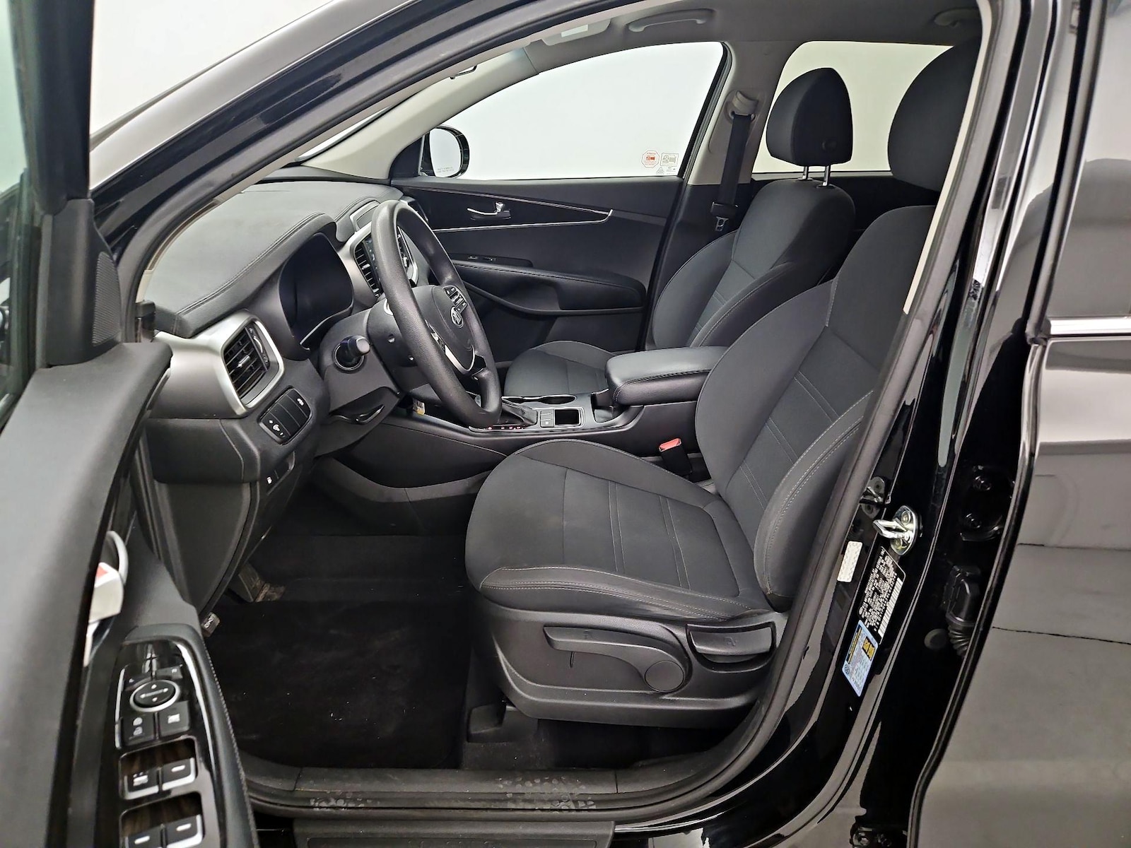 2020 Kia Sorento L - Photo 12