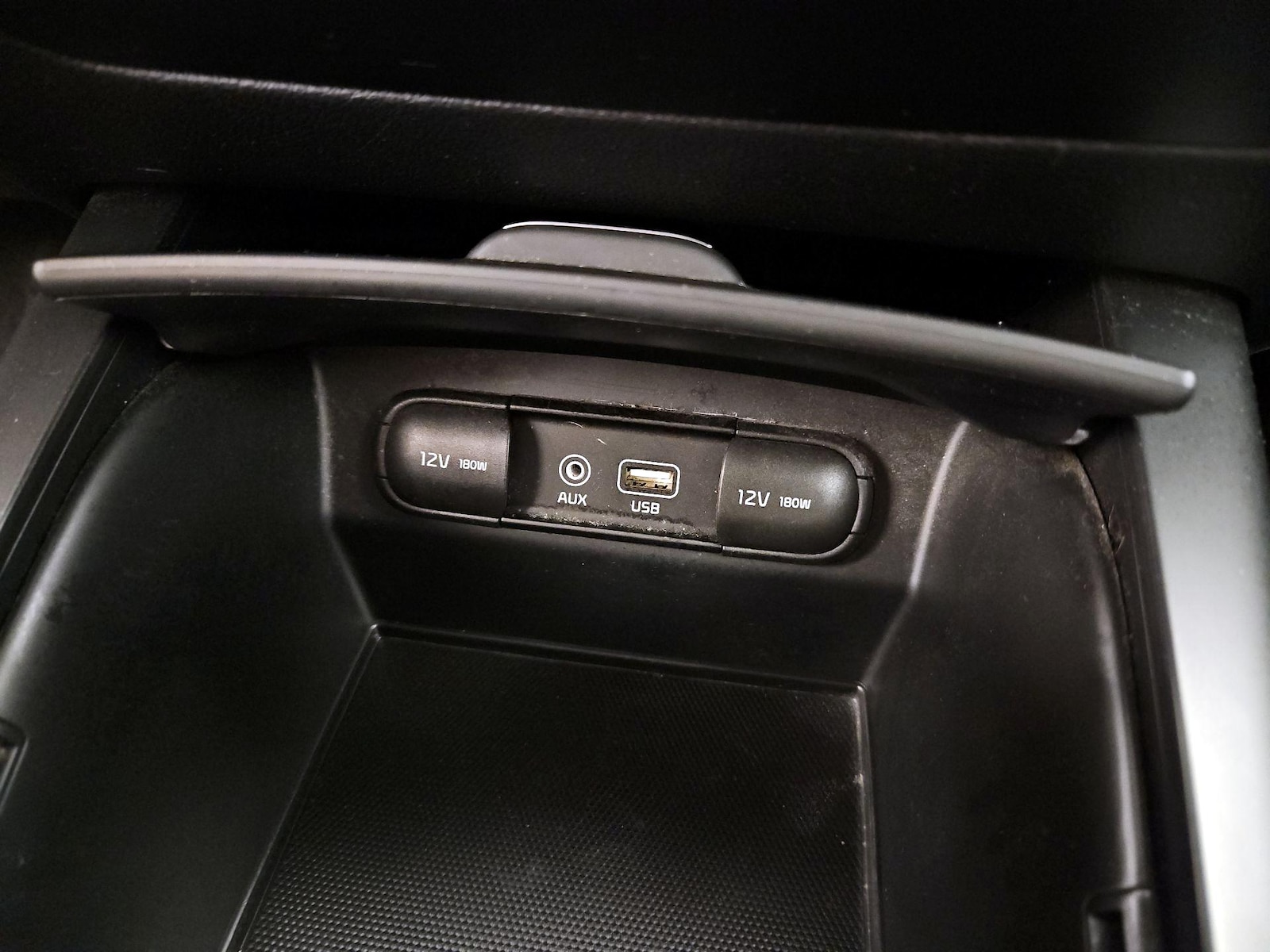 2020 Kia Sorento L - Photo 19