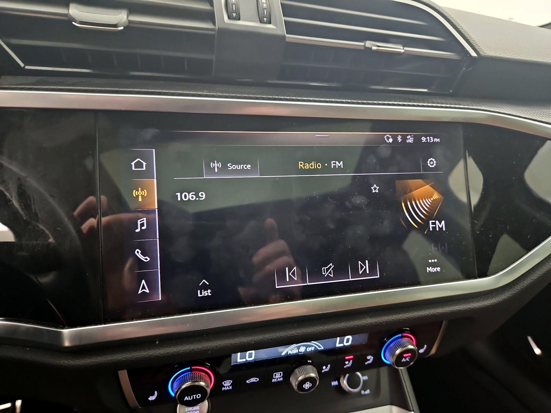 Thumbnail: 2020 Audi Q3 - 16