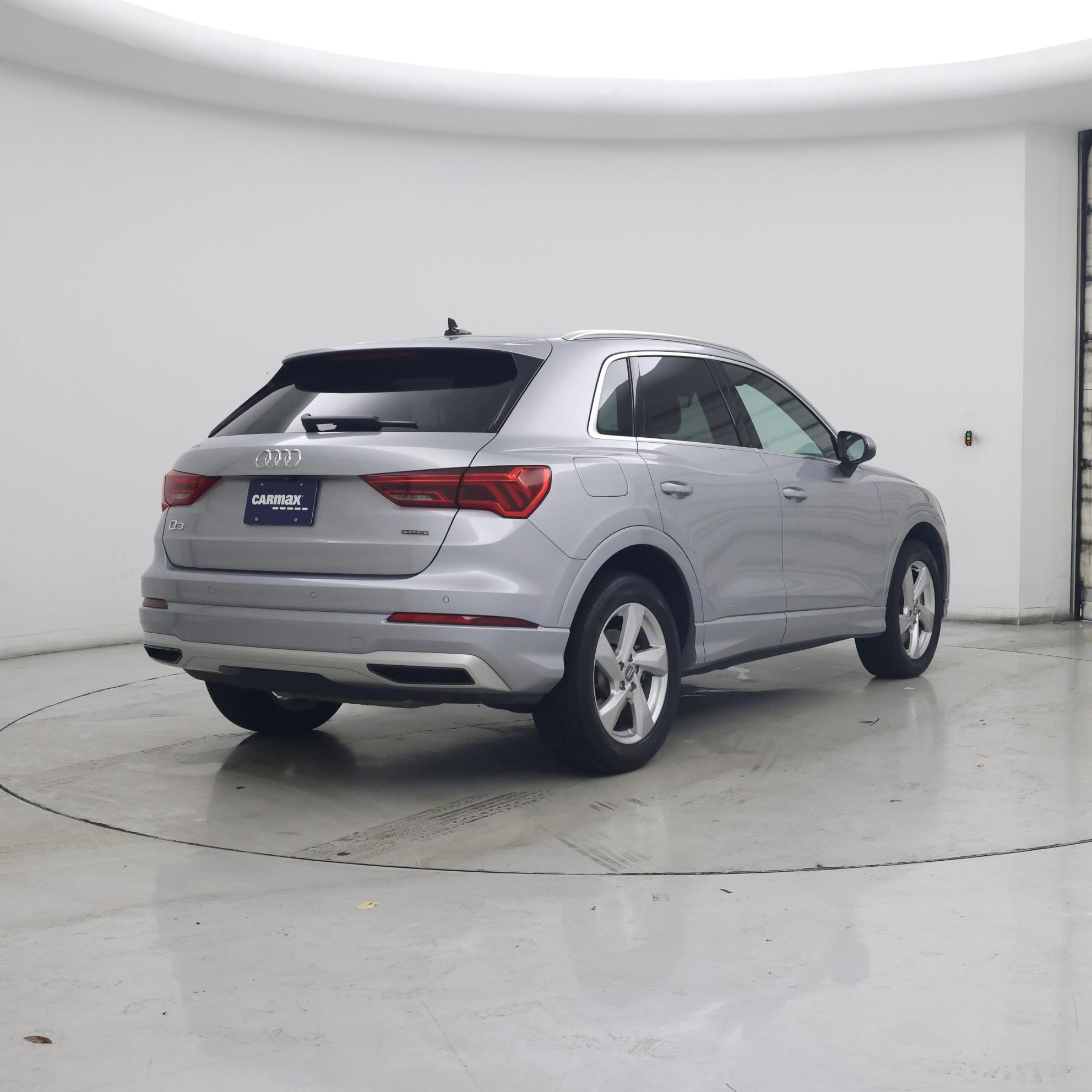 Thumbnail: 2020 Audi Q3 - 8