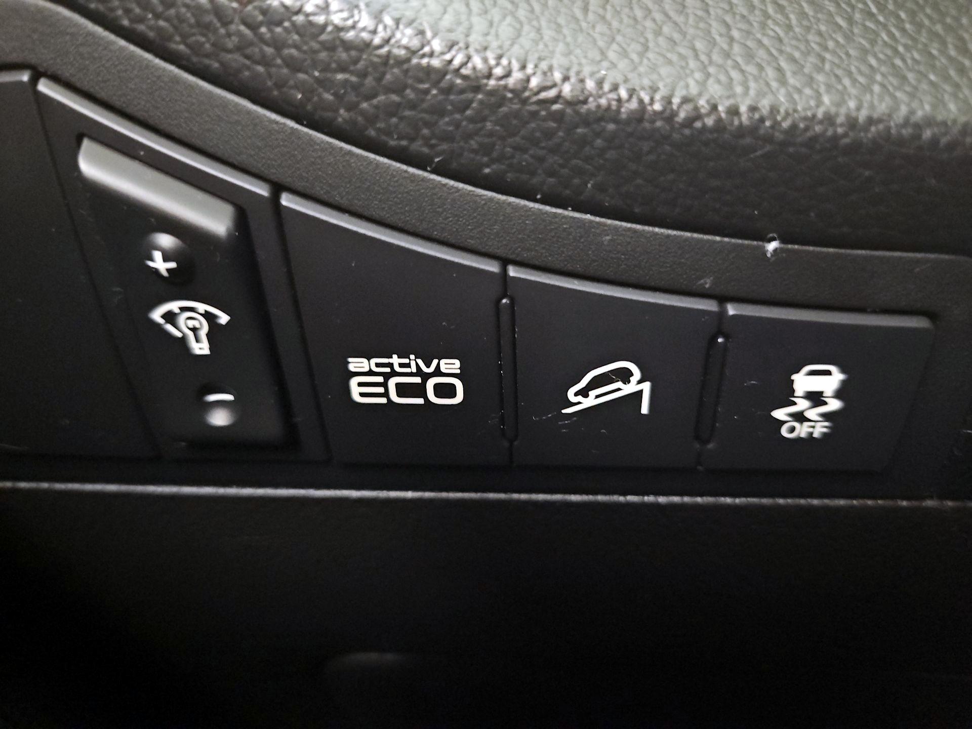 Thumbnail: 2014 Kia Sportage - 13