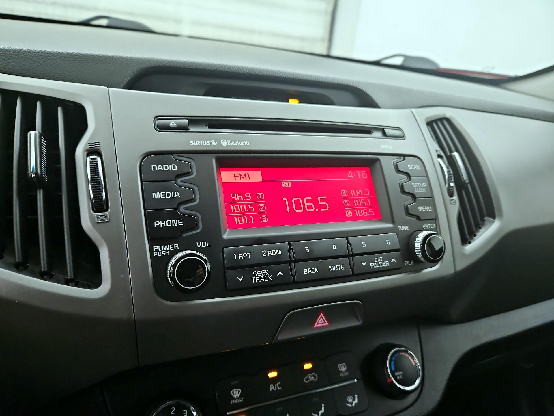 Thumbnail: 2014 Kia Sportage - 14