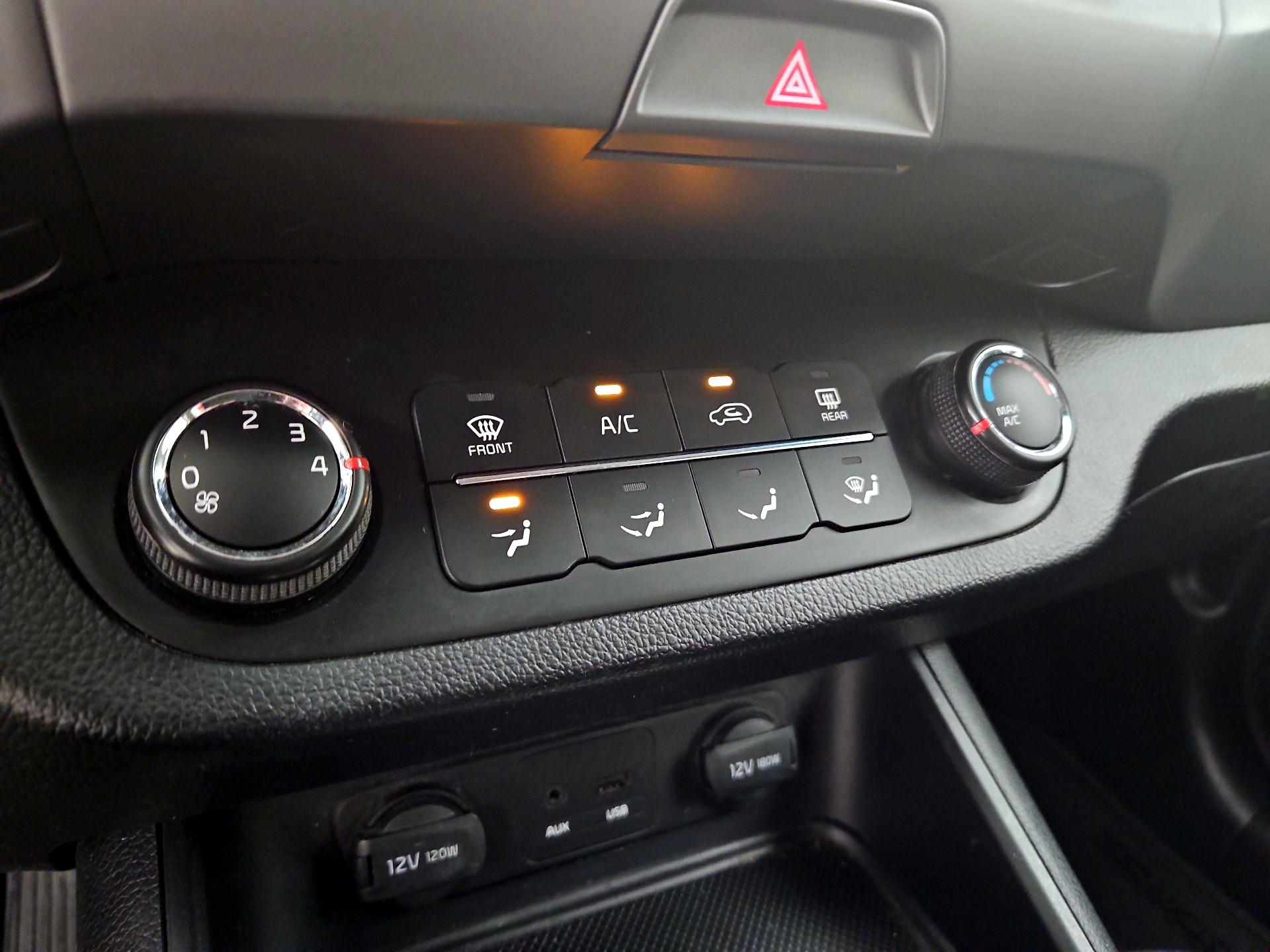 Thumbnail: 2014 Kia Sportage - 15