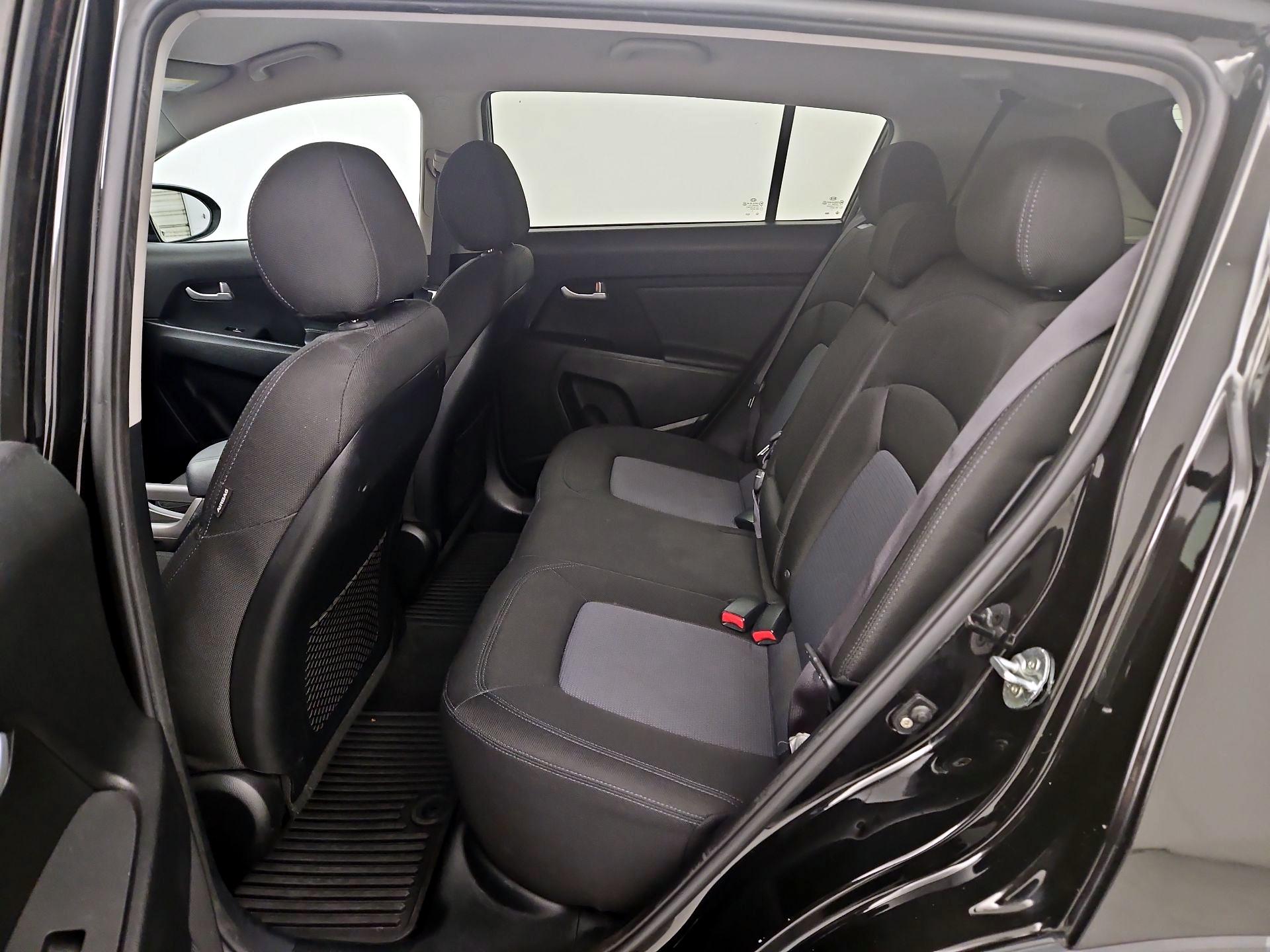 Thumbnail: 2014 Kia Sportage - 18