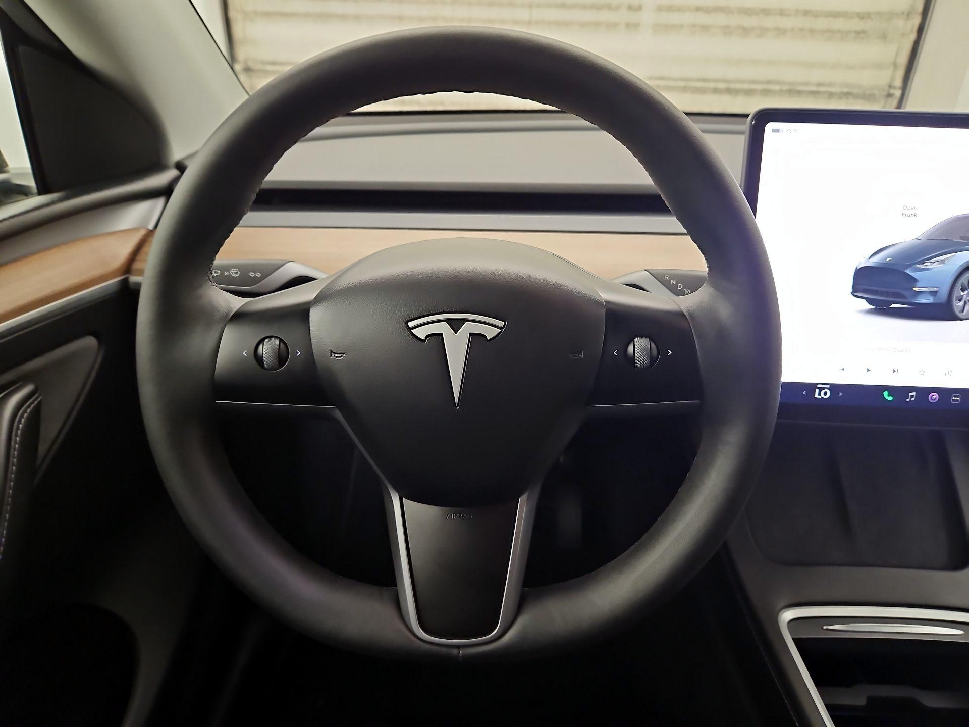 Thumbnail: 2024 Tesla Model Y - 10