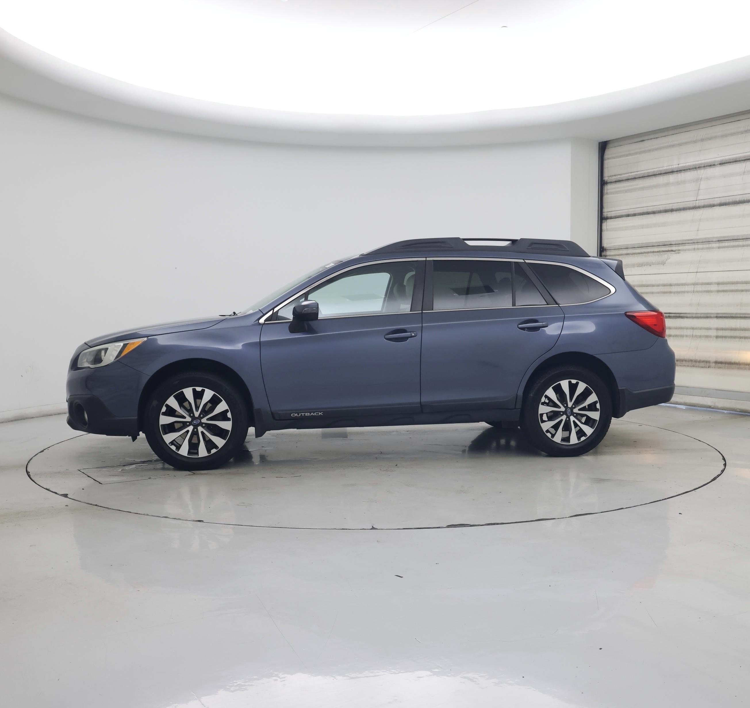 Thumbnail: 2015 Subaru Outback - 3