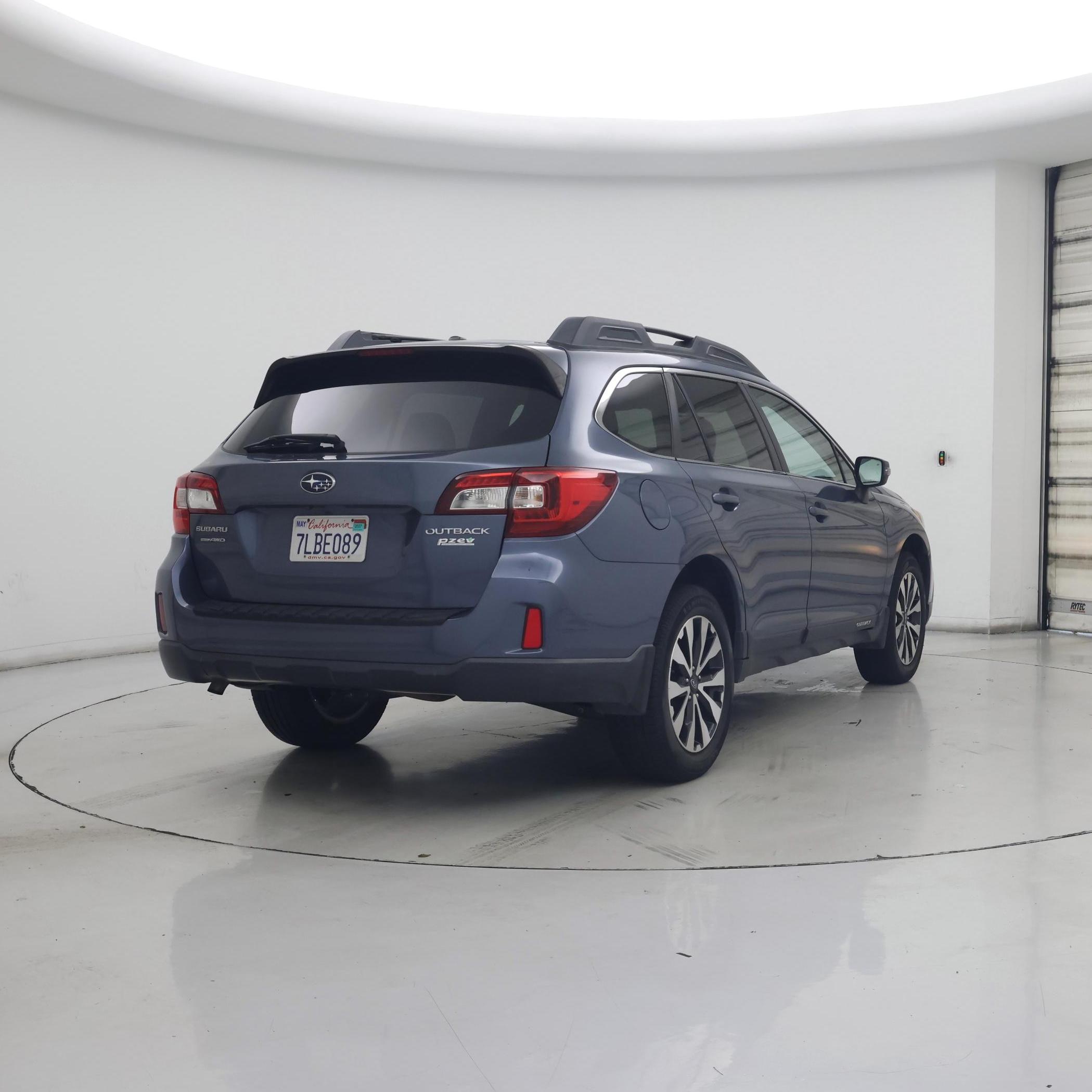 Thumbnail: 2015 Subaru Outback - 8