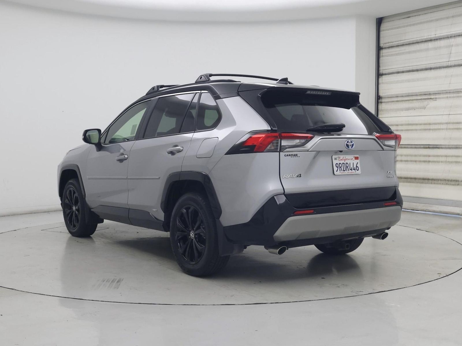 2024 Toyota RAV4 XSE - Photo 3