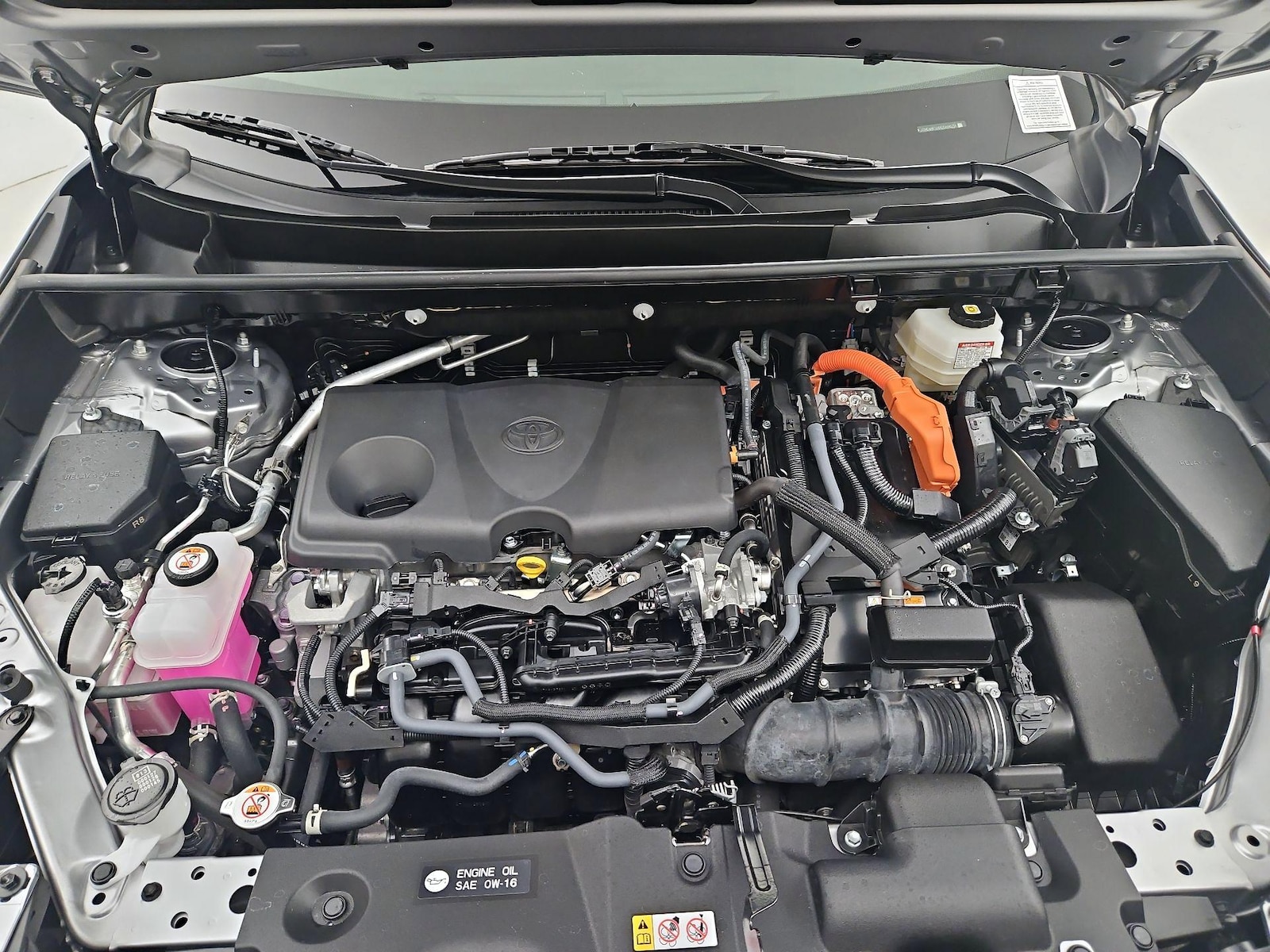 2024 Toyota RAV4 XSE - Photo 24