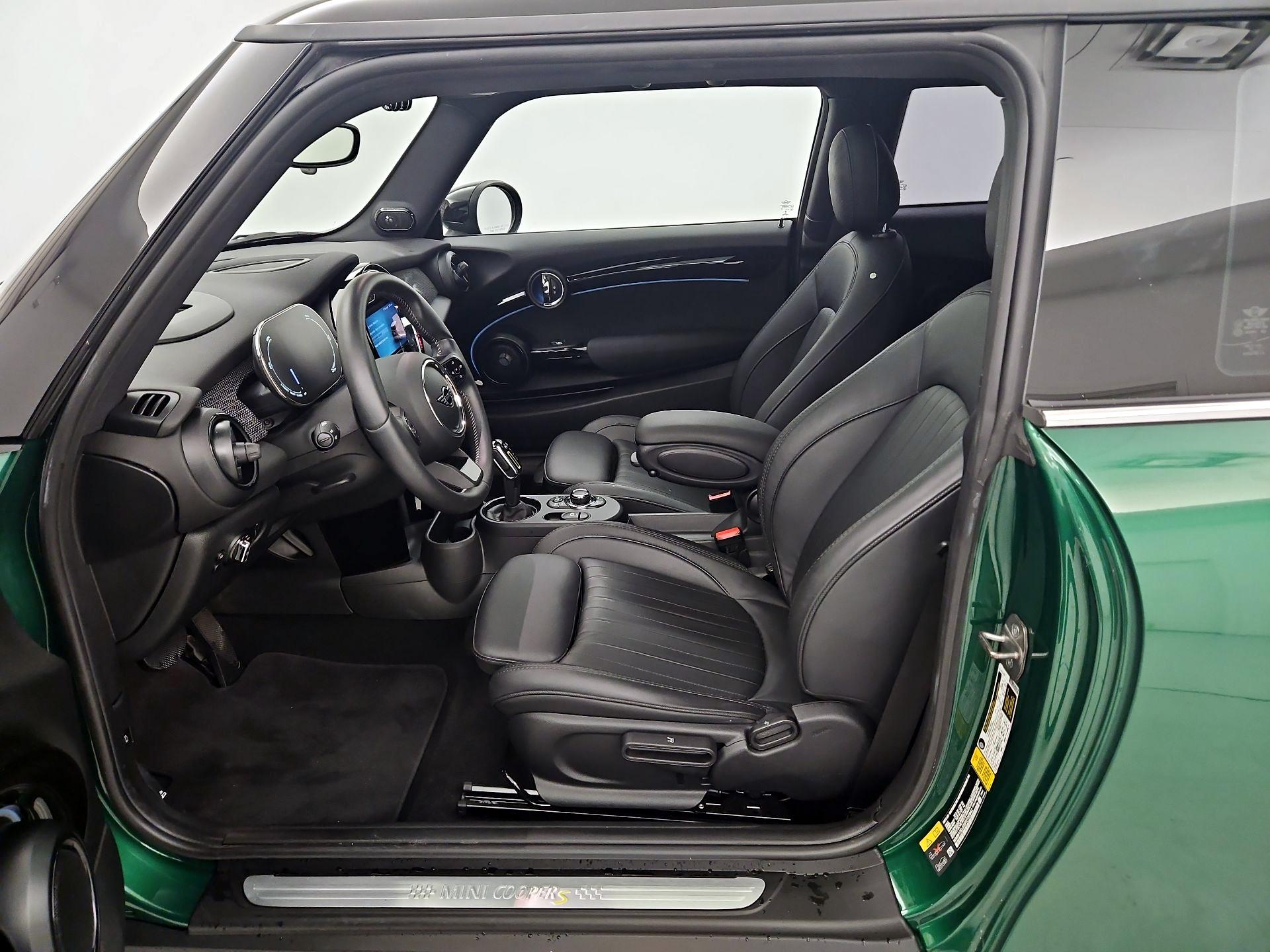 Thumbnail: 2023 MINI Cooper Hardtop - 11
