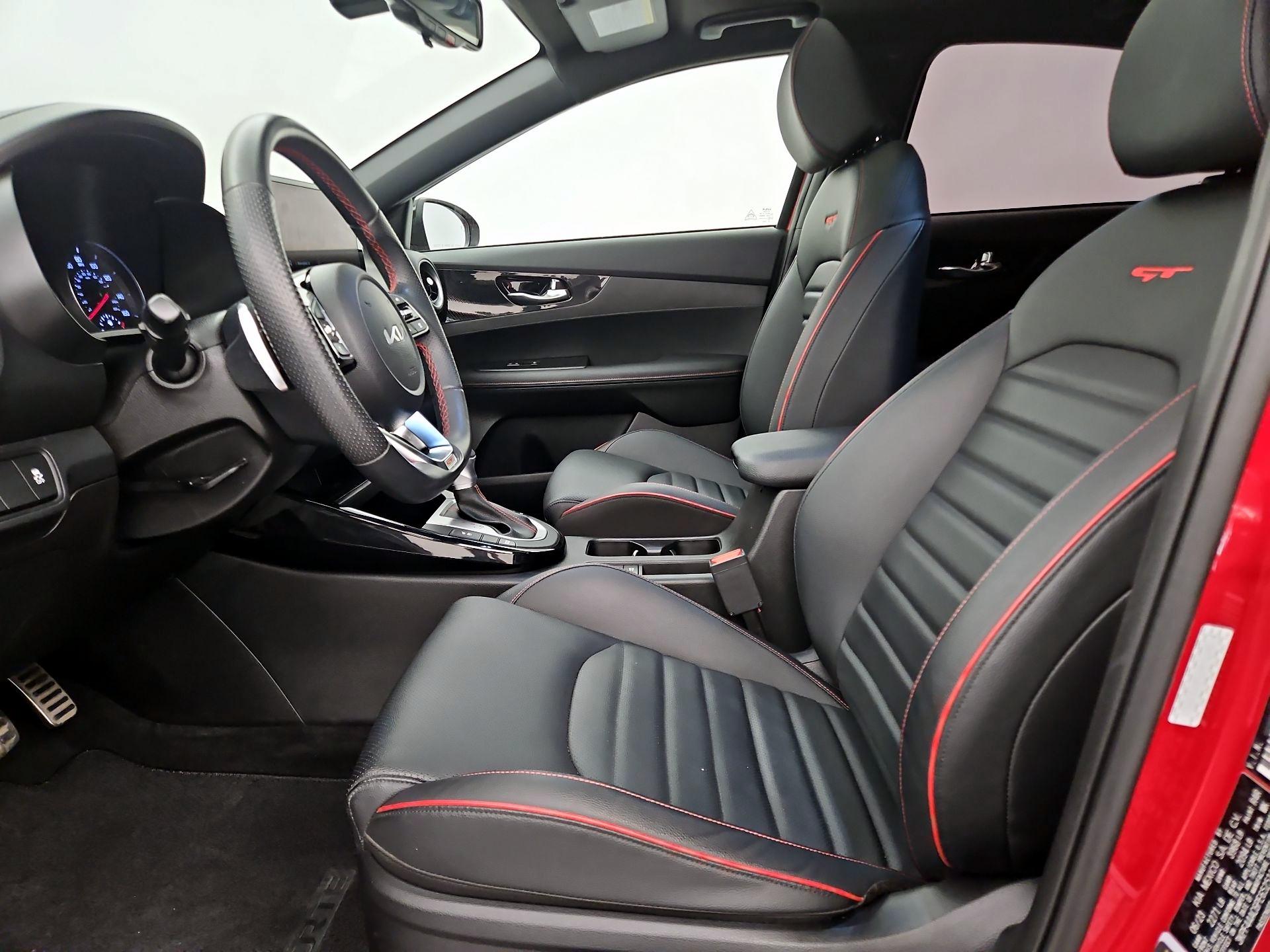 Thumbnail: 2023 Kia Forte - 11