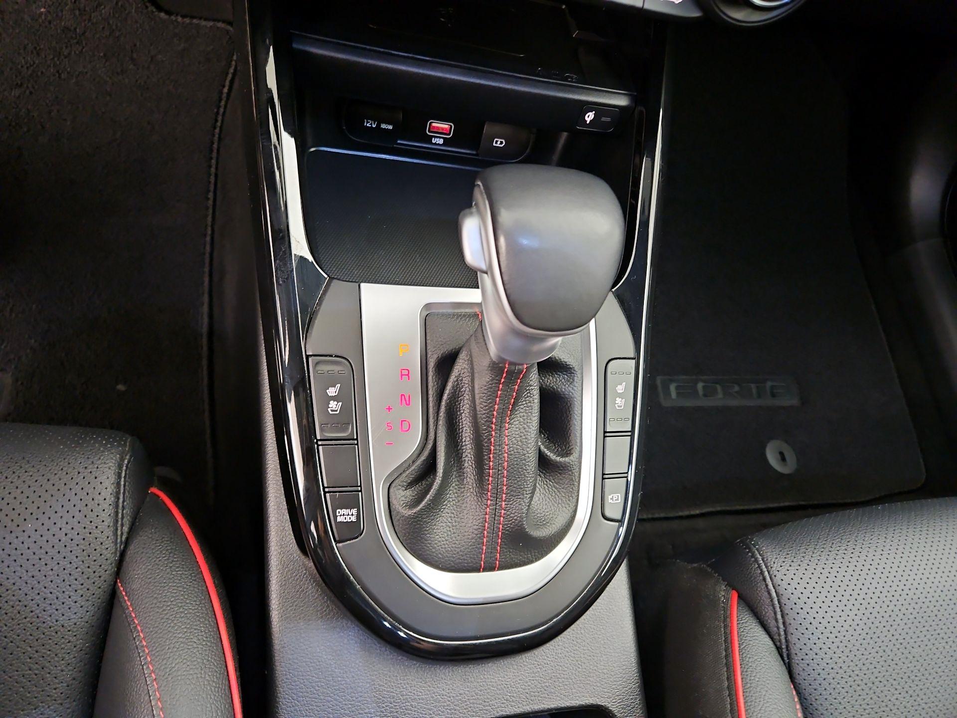 Thumbnail: 2023 Kia Forte - 18