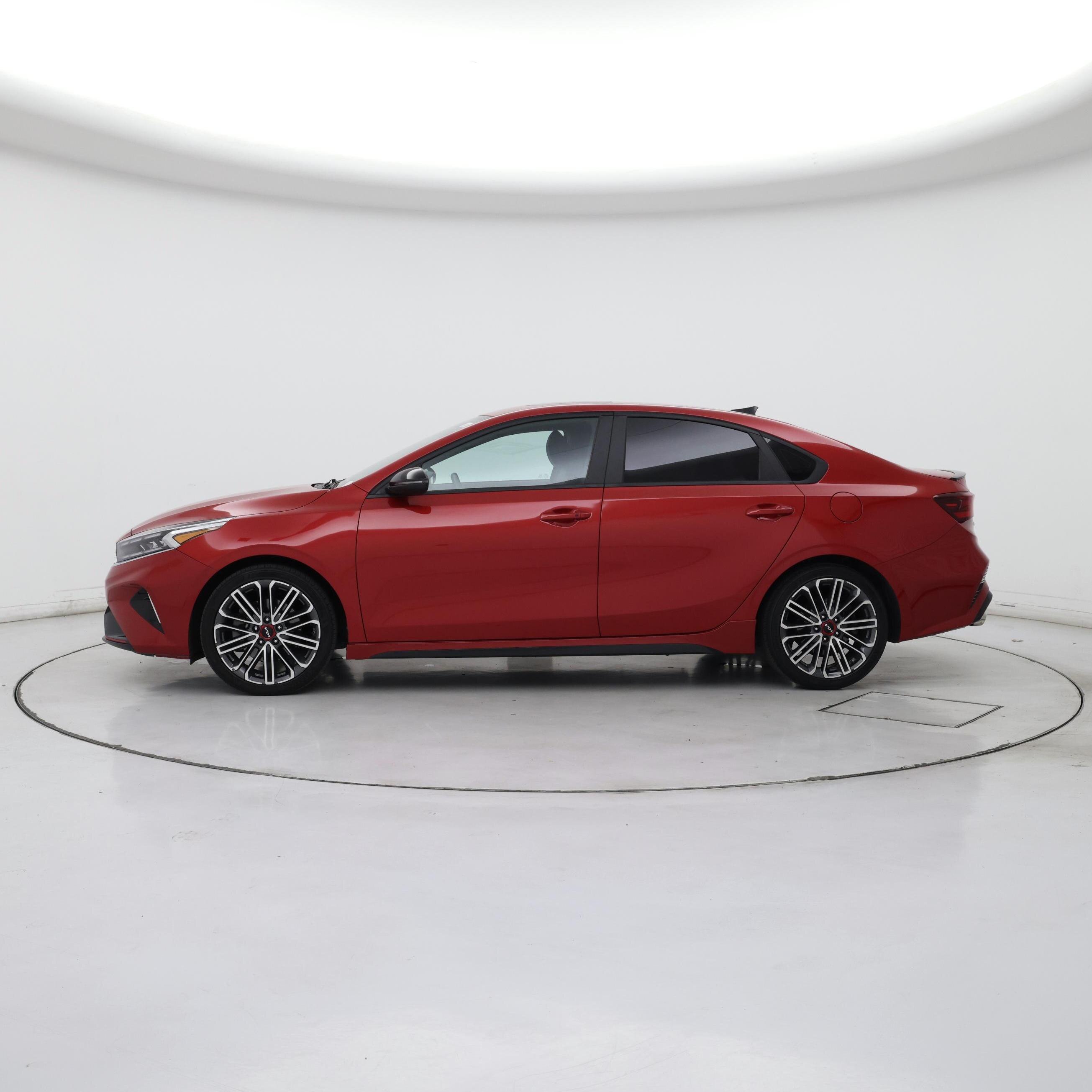 Thumbnail: 2023 Kia Forte - 3