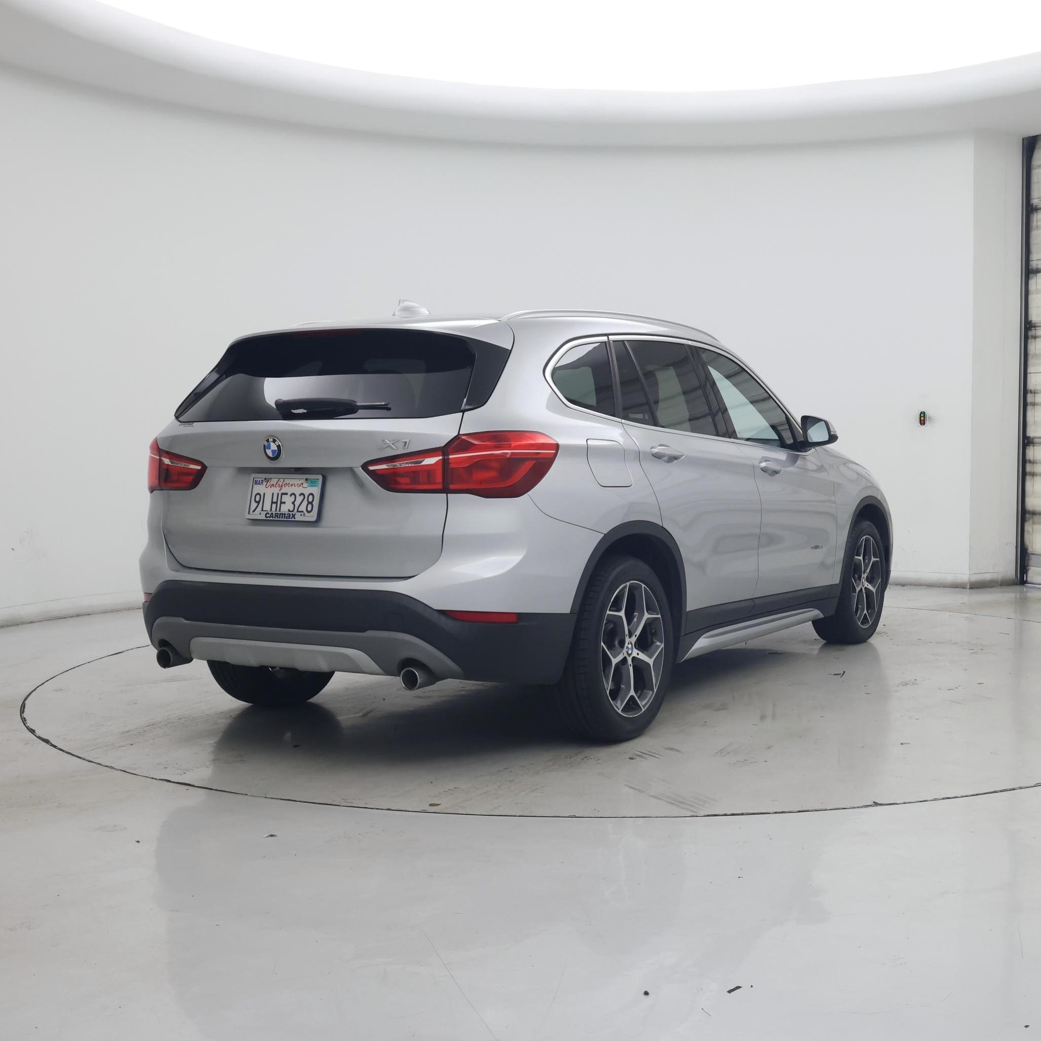 Thumbnail: 2018 BMW X1 - 8