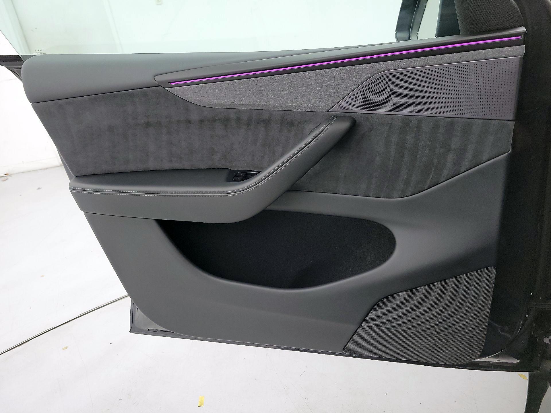 Thumbnail: 2026 Tesla Model Y - 12