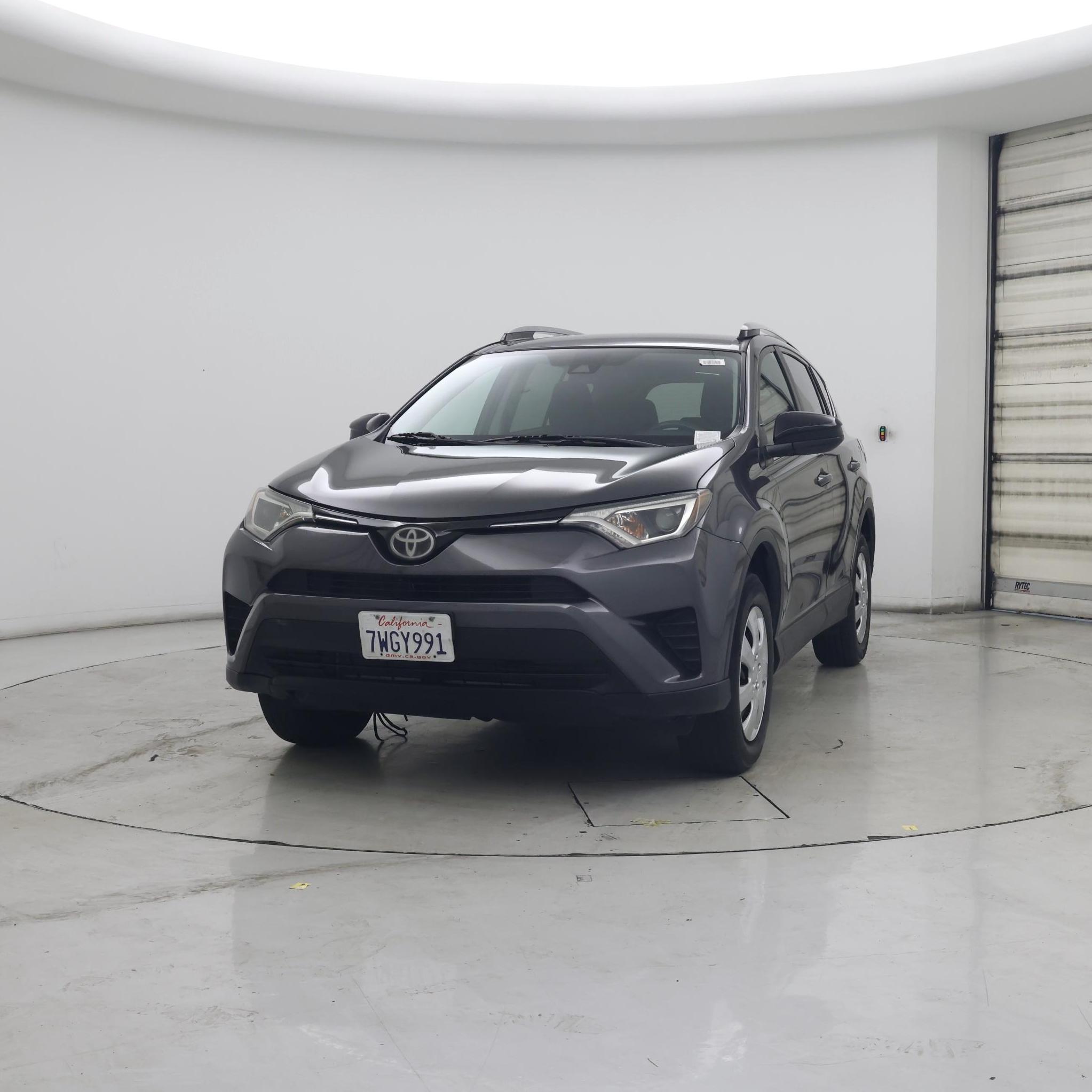 Thumbnail: 2017 Toyota RAV4 - 4