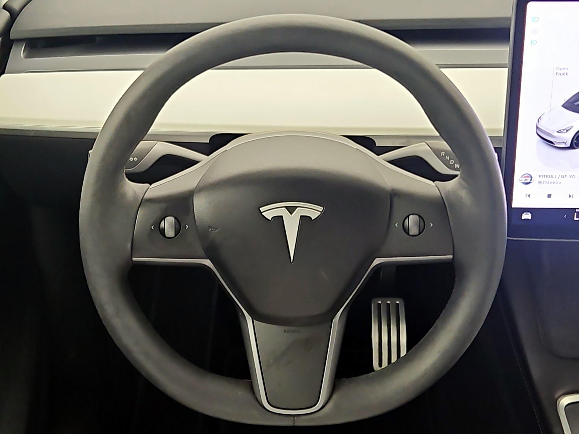Thumbnail: 2022 Tesla Model Y - 10