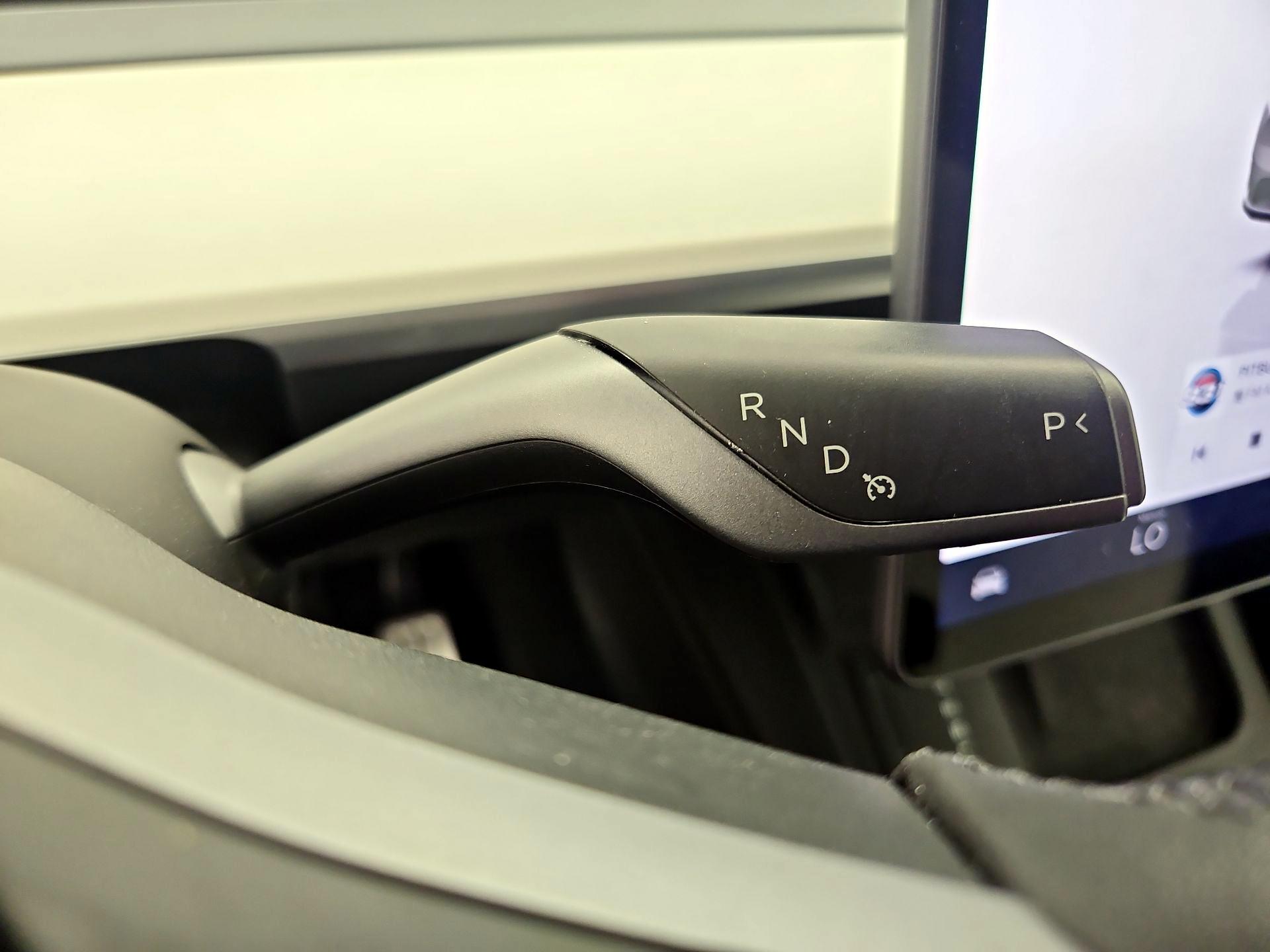 Thumbnail: 2022 Tesla Model Y - 17