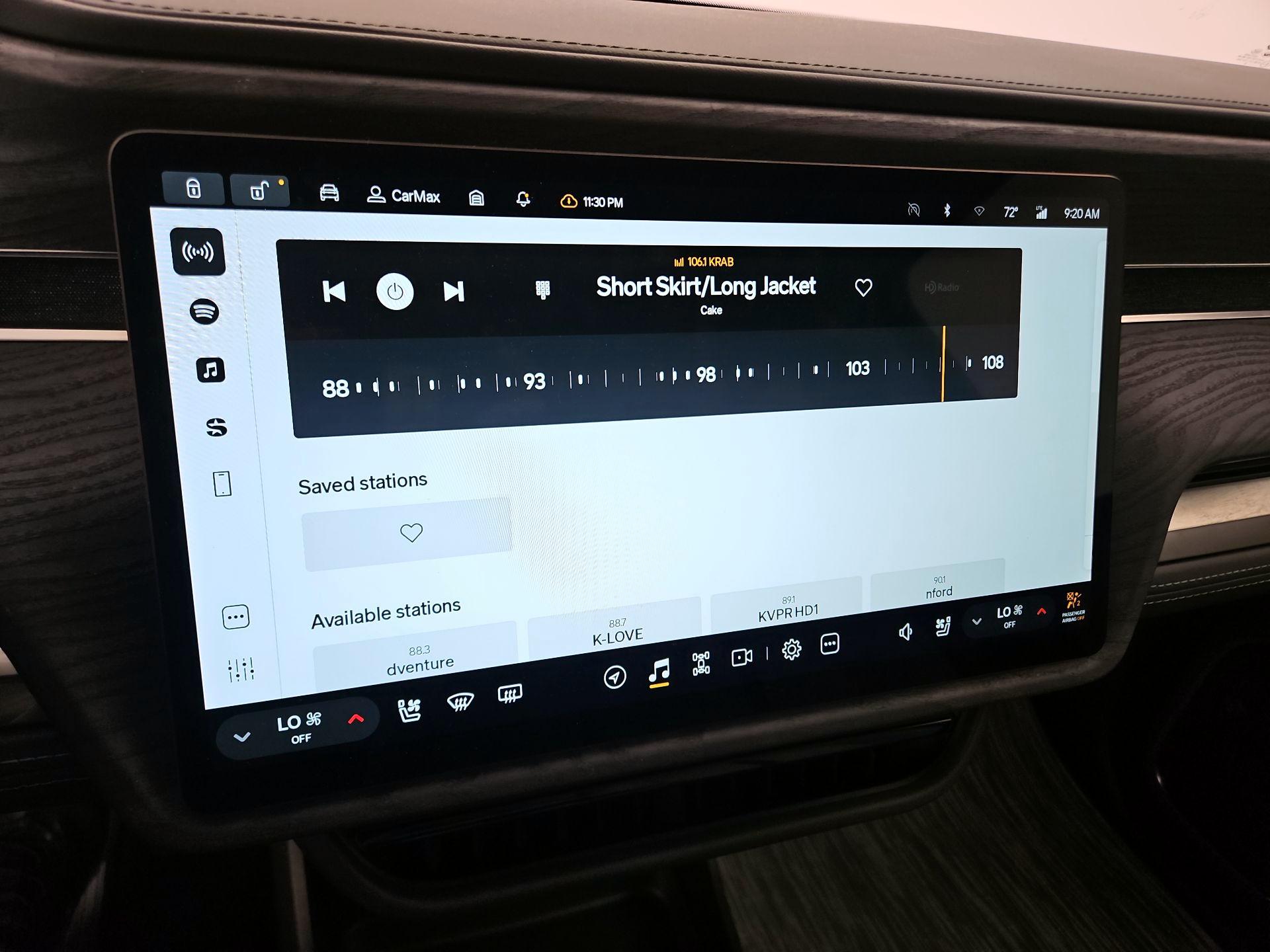 Thumbnail: 2025 Rivian R1S - 15