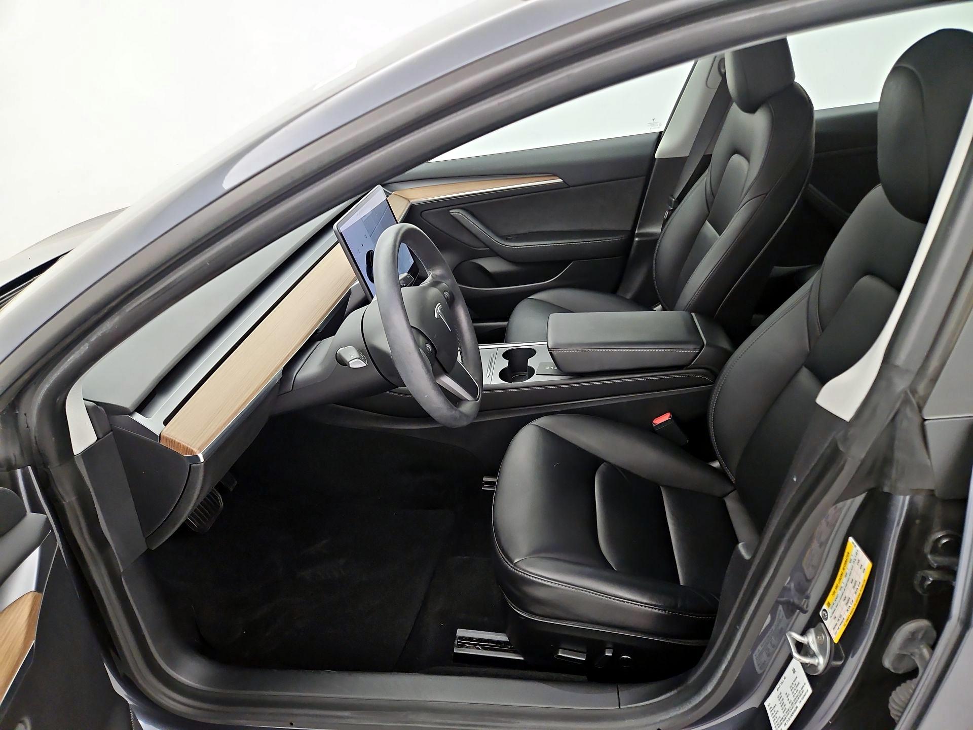 Thumbnail: 2021 Tesla Model 3 - 11