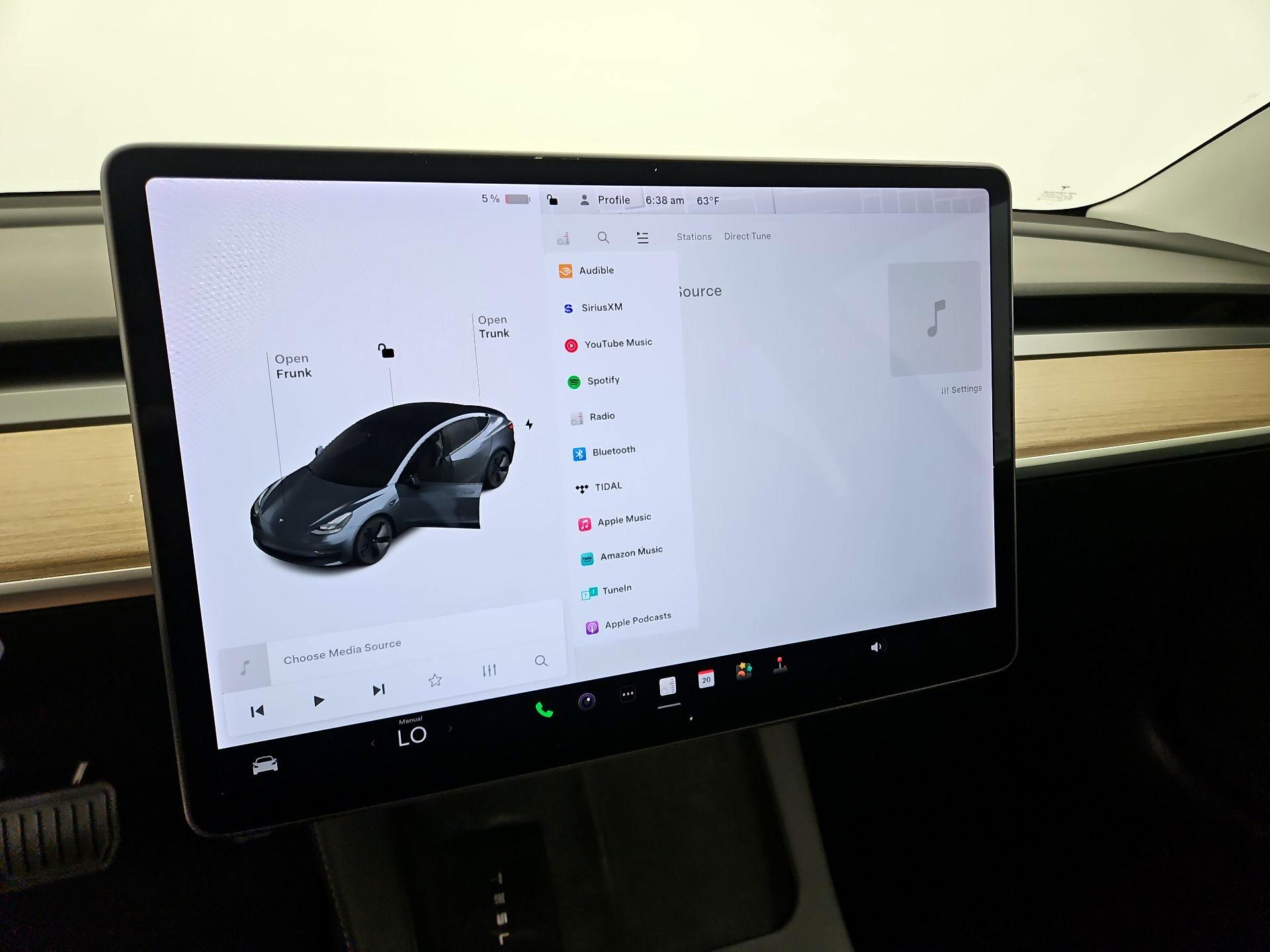 Thumbnail: 2021 Tesla Model 3 - 15