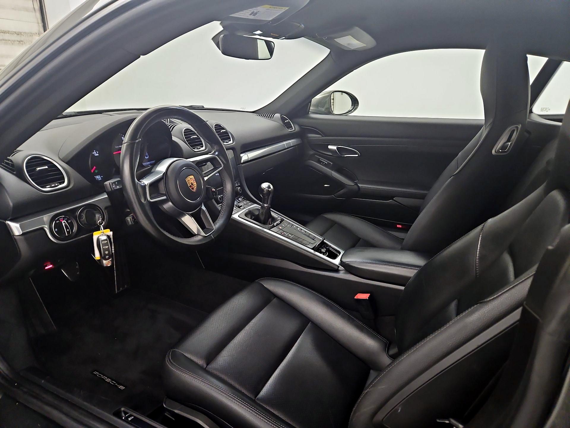 Thumbnail: 2021 Porsche 718 Cayman - 11