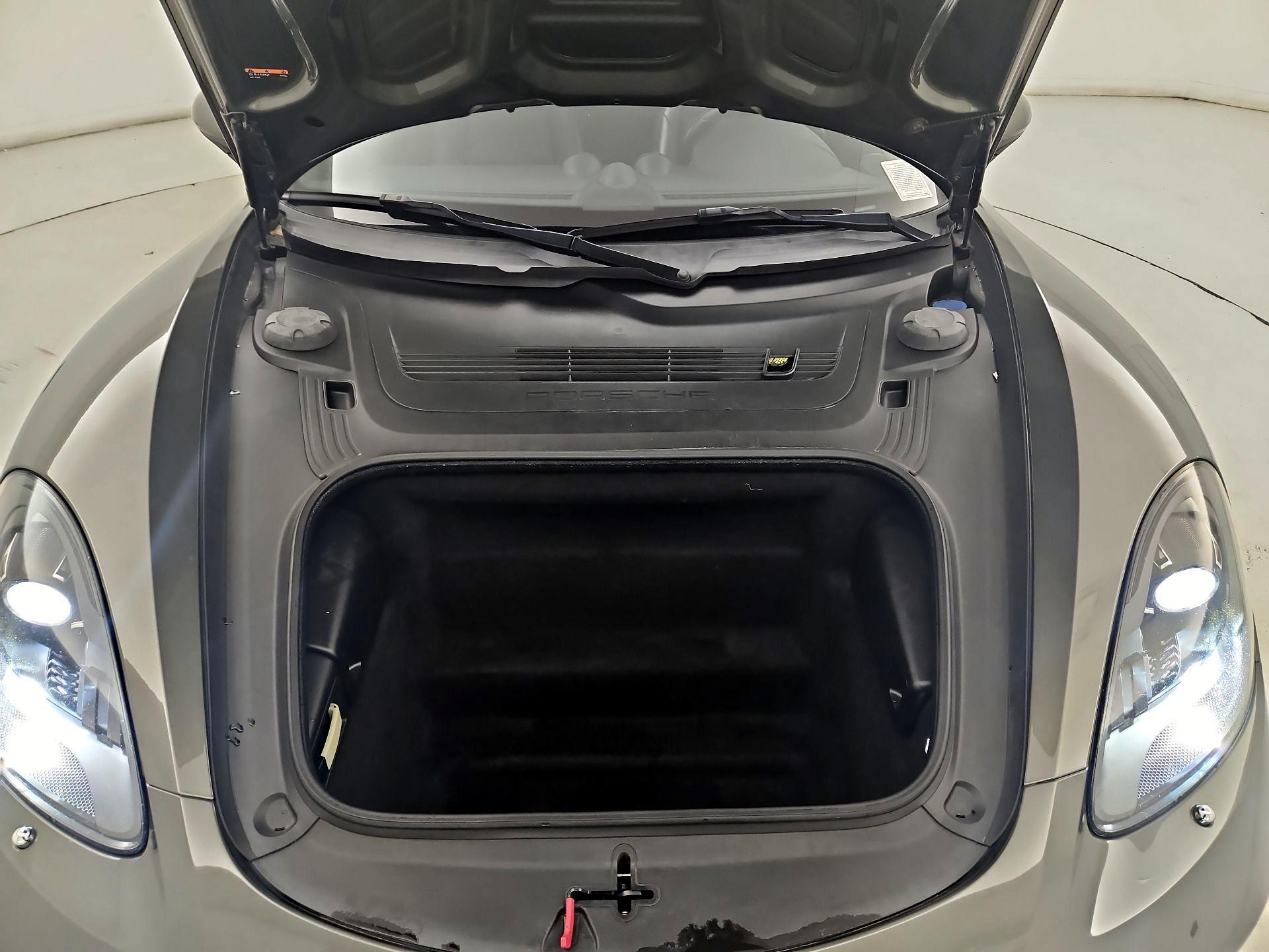 Thumbnail: 2021 Porsche 718 Cayman - 19