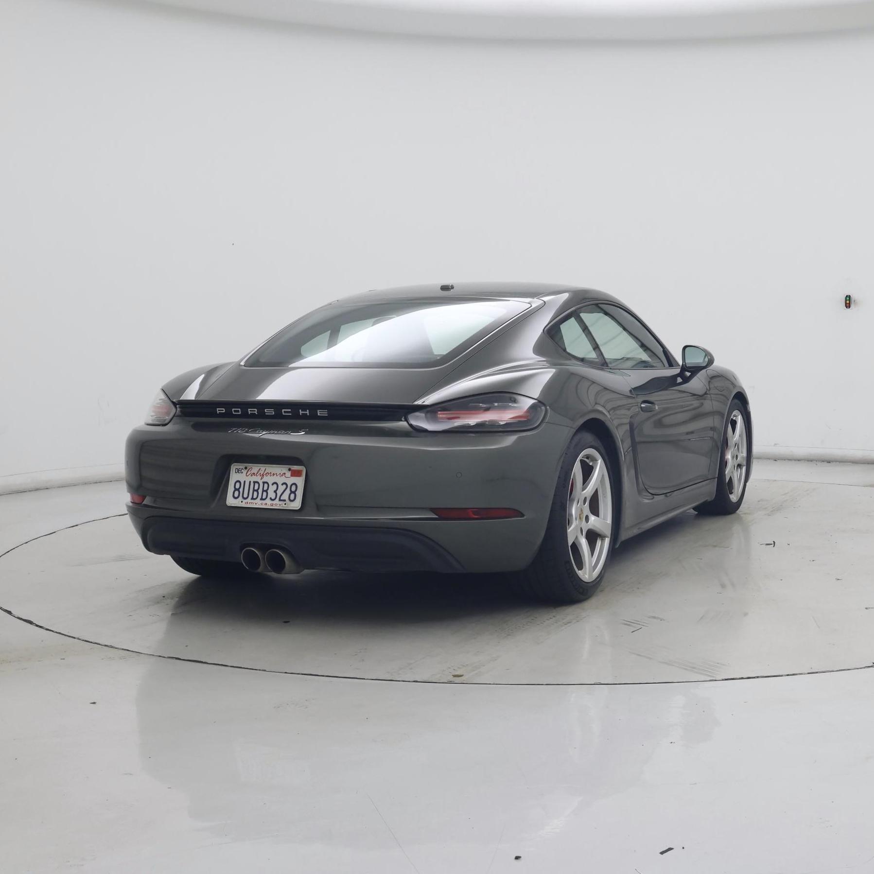 Thumbnail: 2021 Porsche 718 Cayman - 8