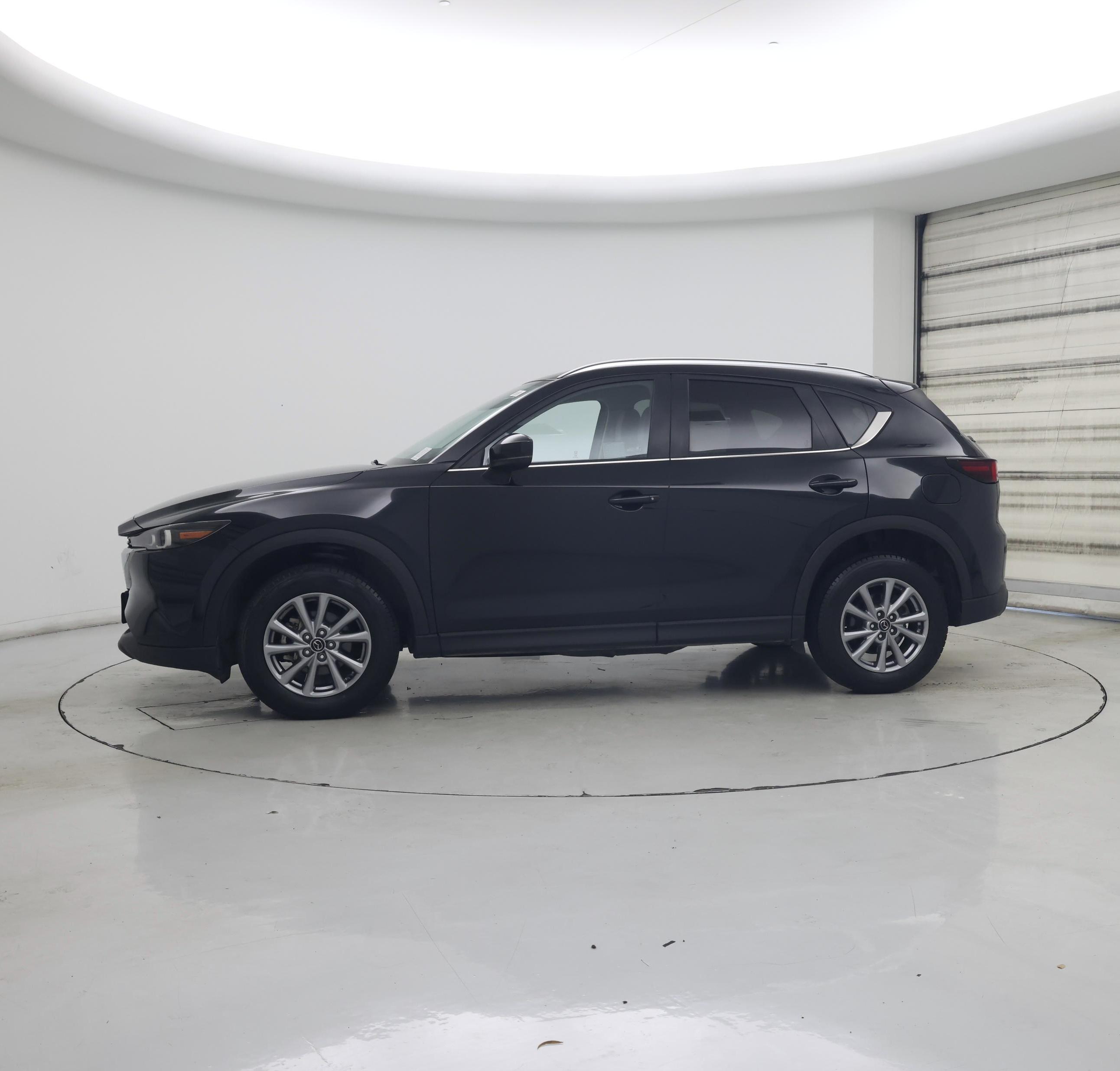 Thumbnail: 2023 Mazda CX-5 - 3