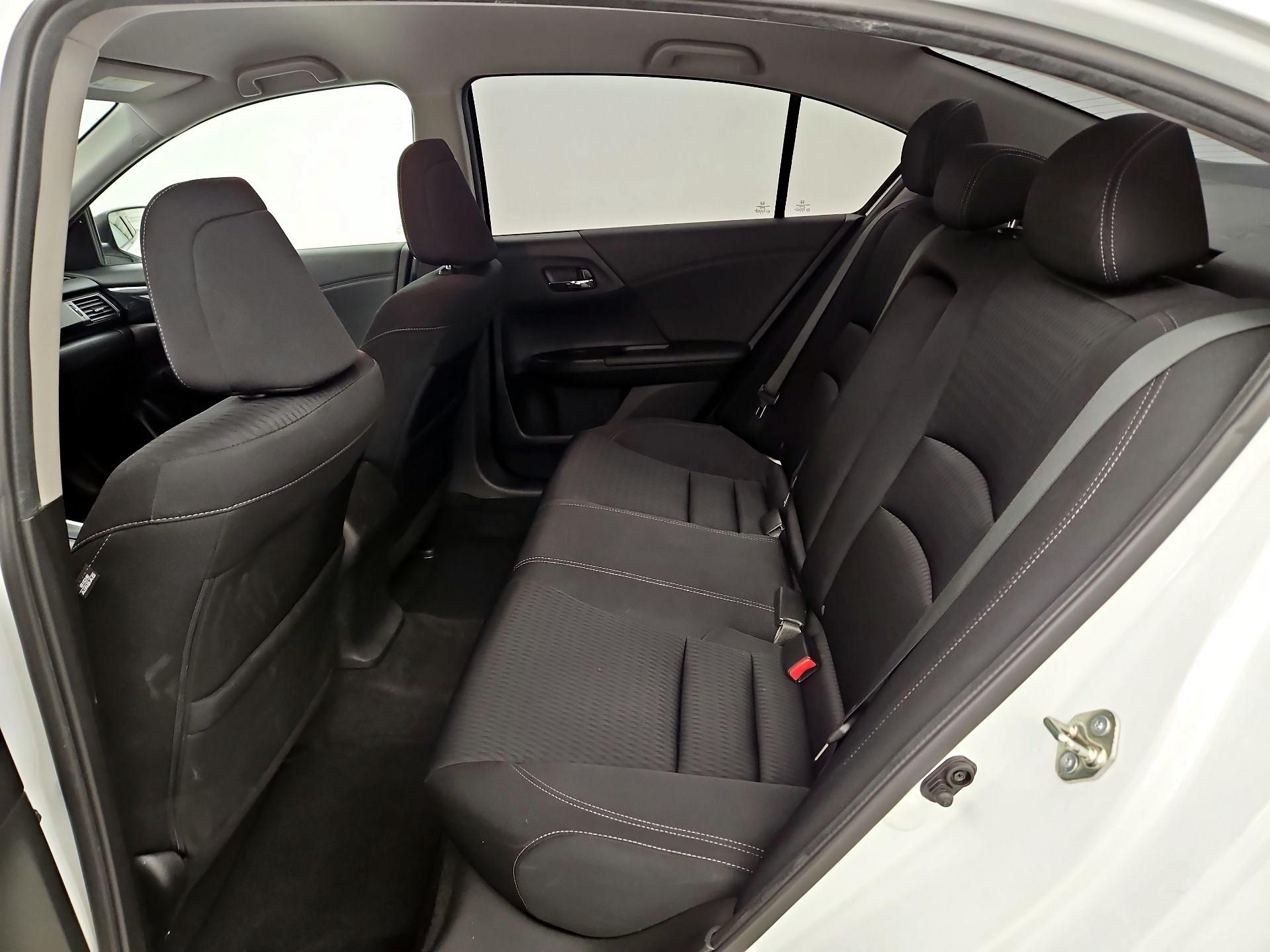 Thumbnail: 2015 Honda Accord - 19