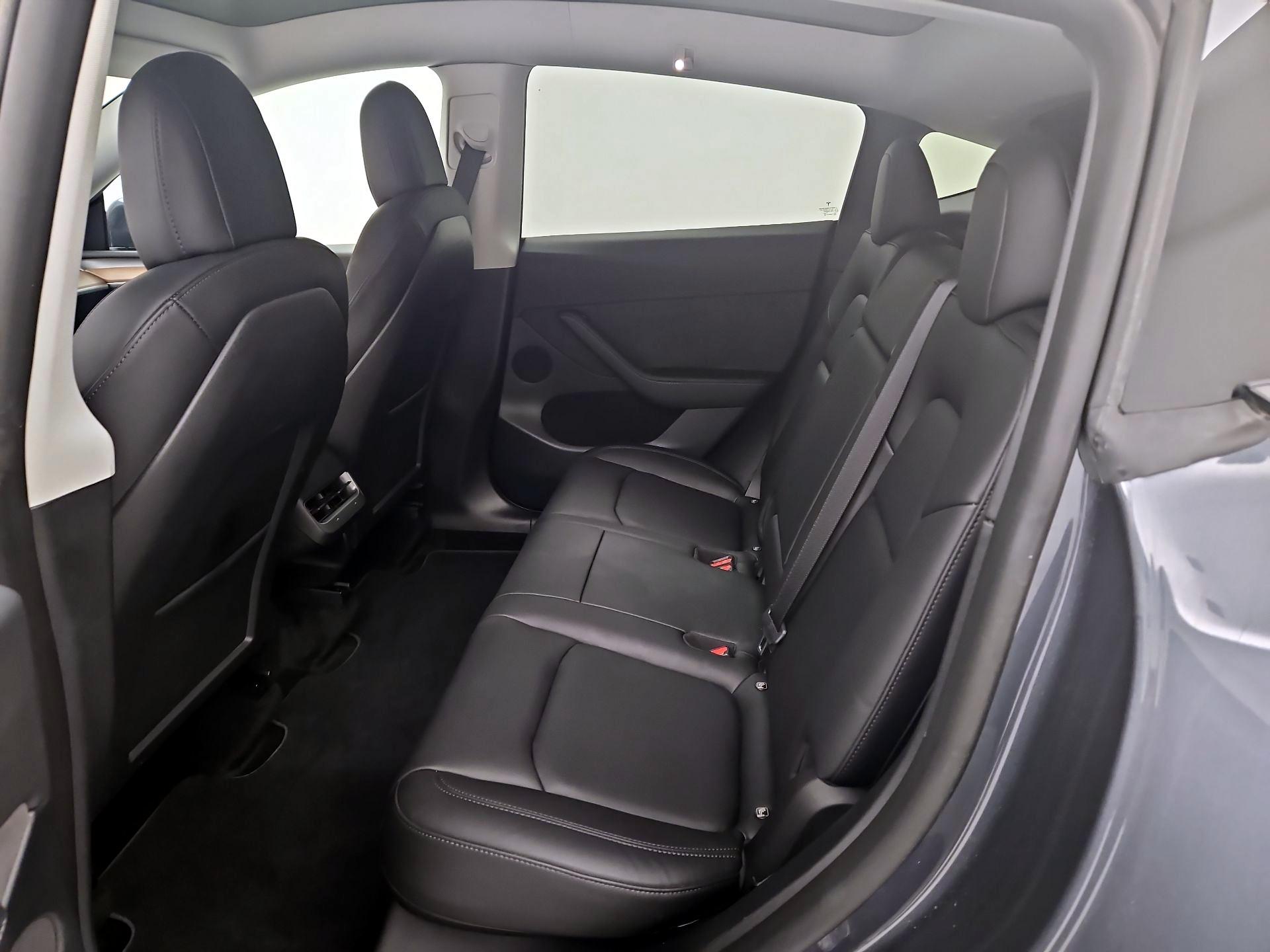 Thumbnail: 2022 Tesla Model Y - 18