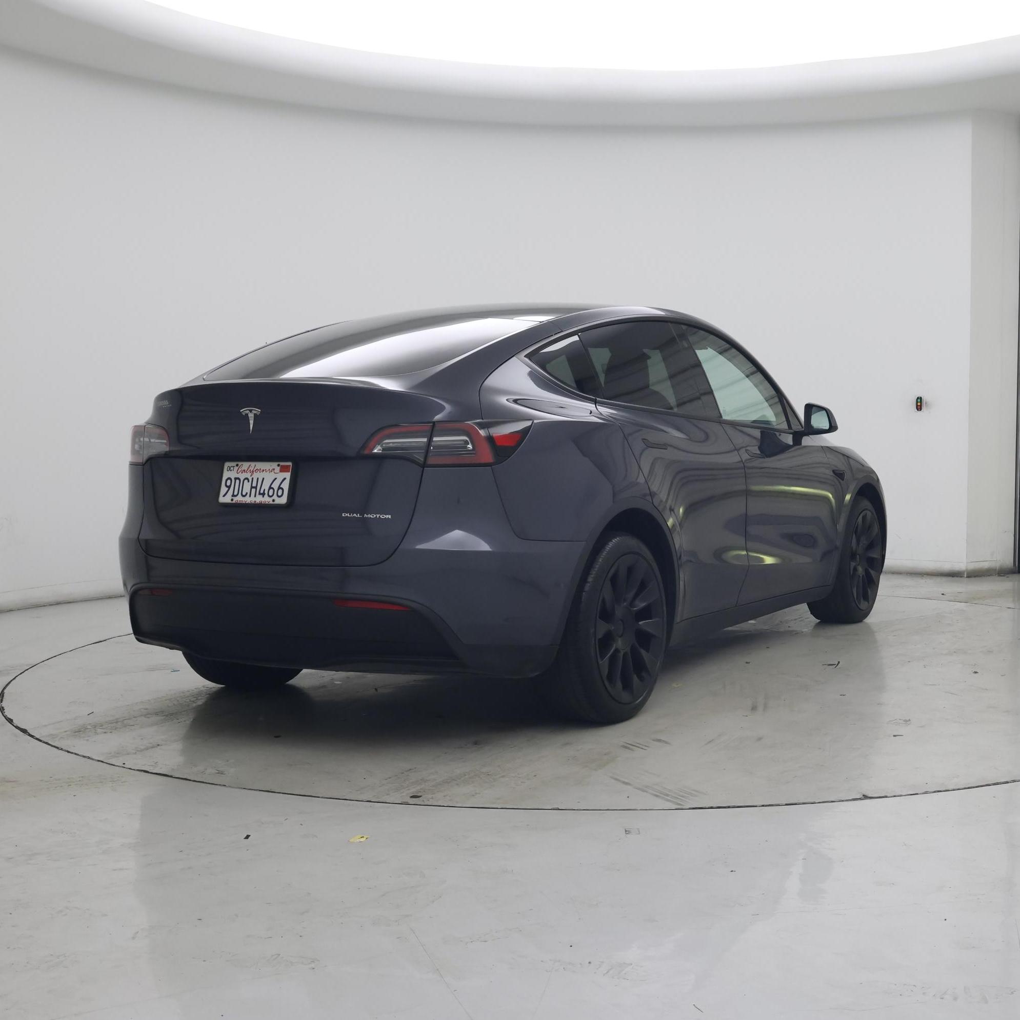 Thumbnail: 2022 Tesla Model Y - 8