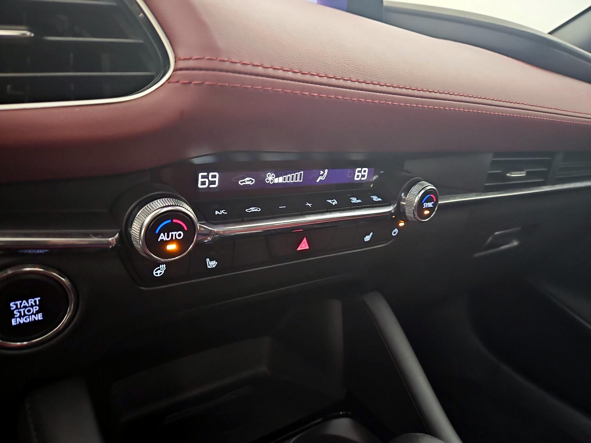 Thumbnail: 2024 Mazda Mazda3 - 17
