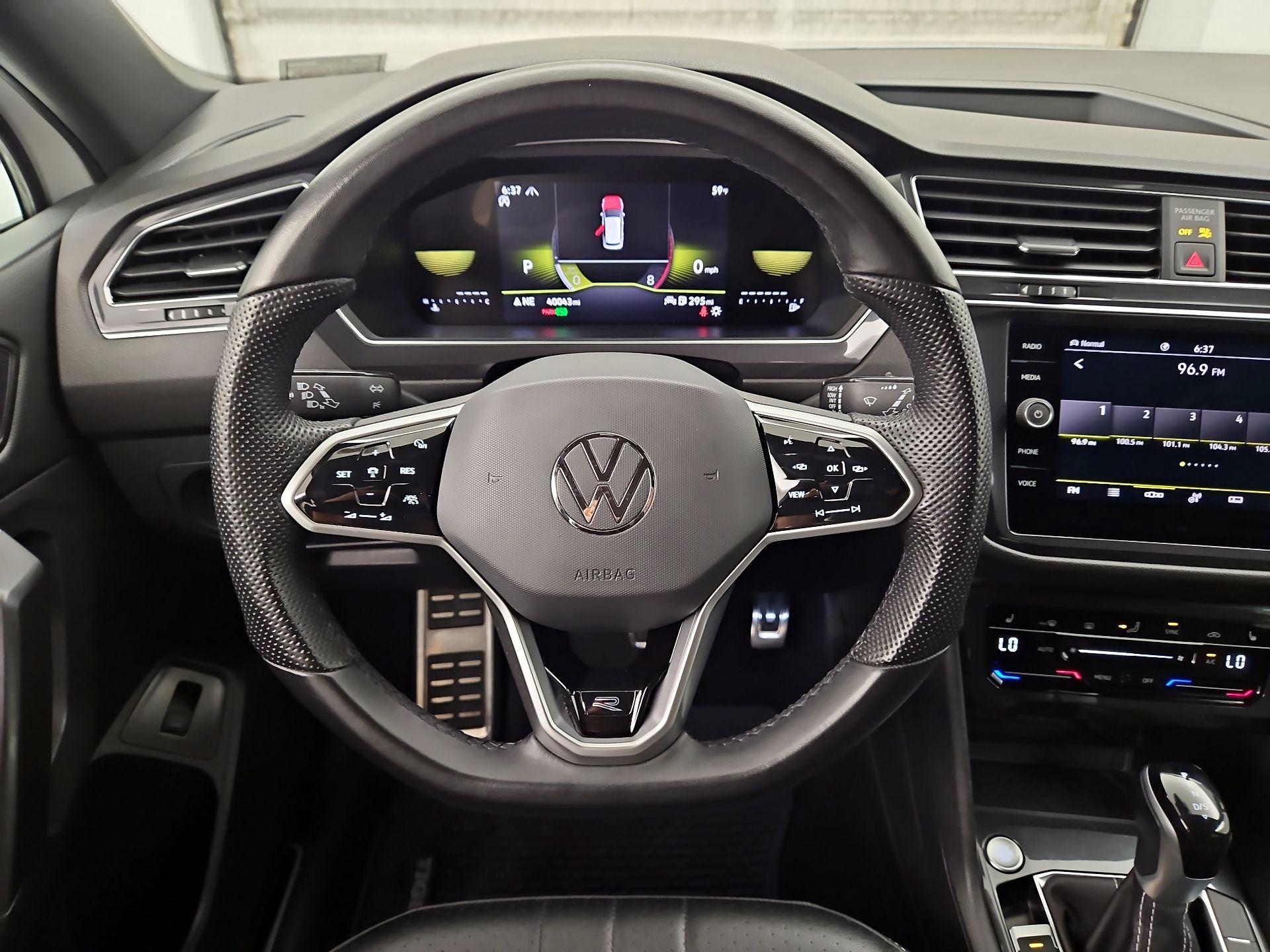 Thumbnail: 2024 Volkswagen Tiguan - 10
