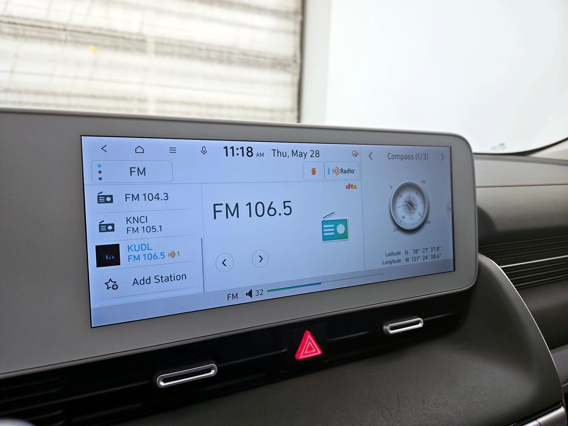 Thumbnail: 2022 Hyundai Ioniq 5 - 16