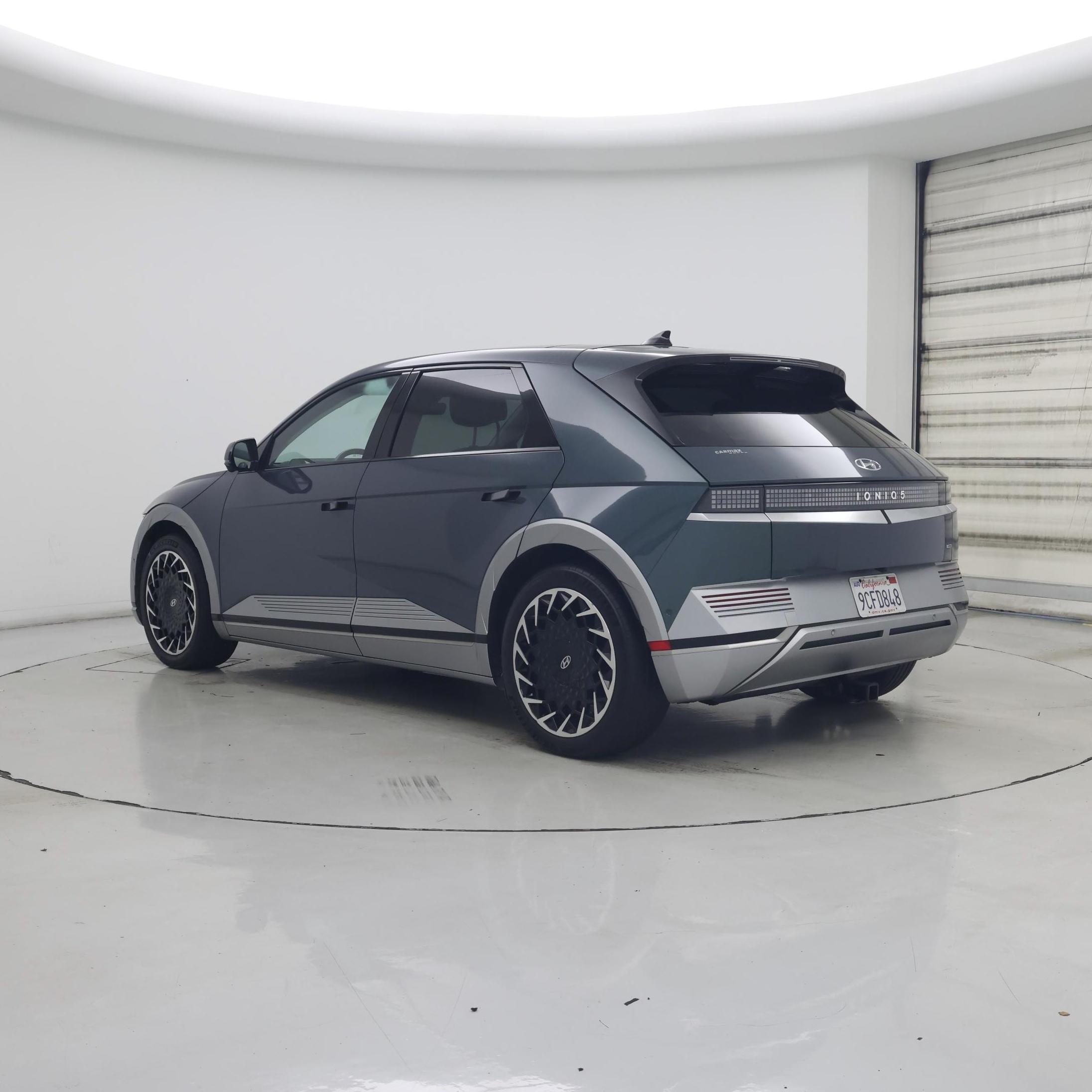 Thumbnail: 2022 Hyundai Ioniq 5 - 2