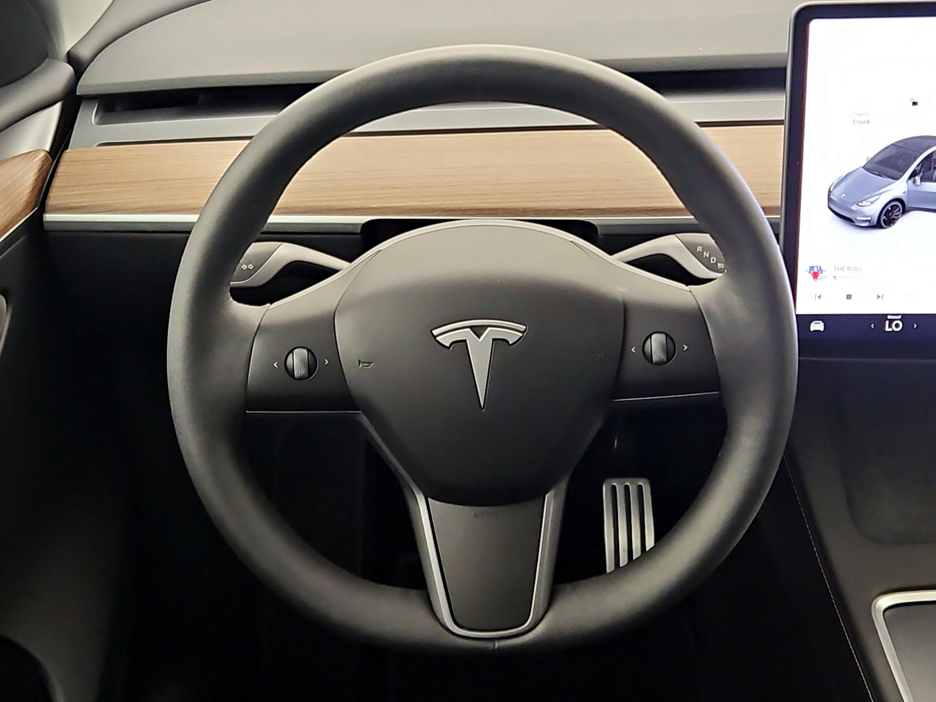 Thumbnail: 2024 Tesla Model Y - 10