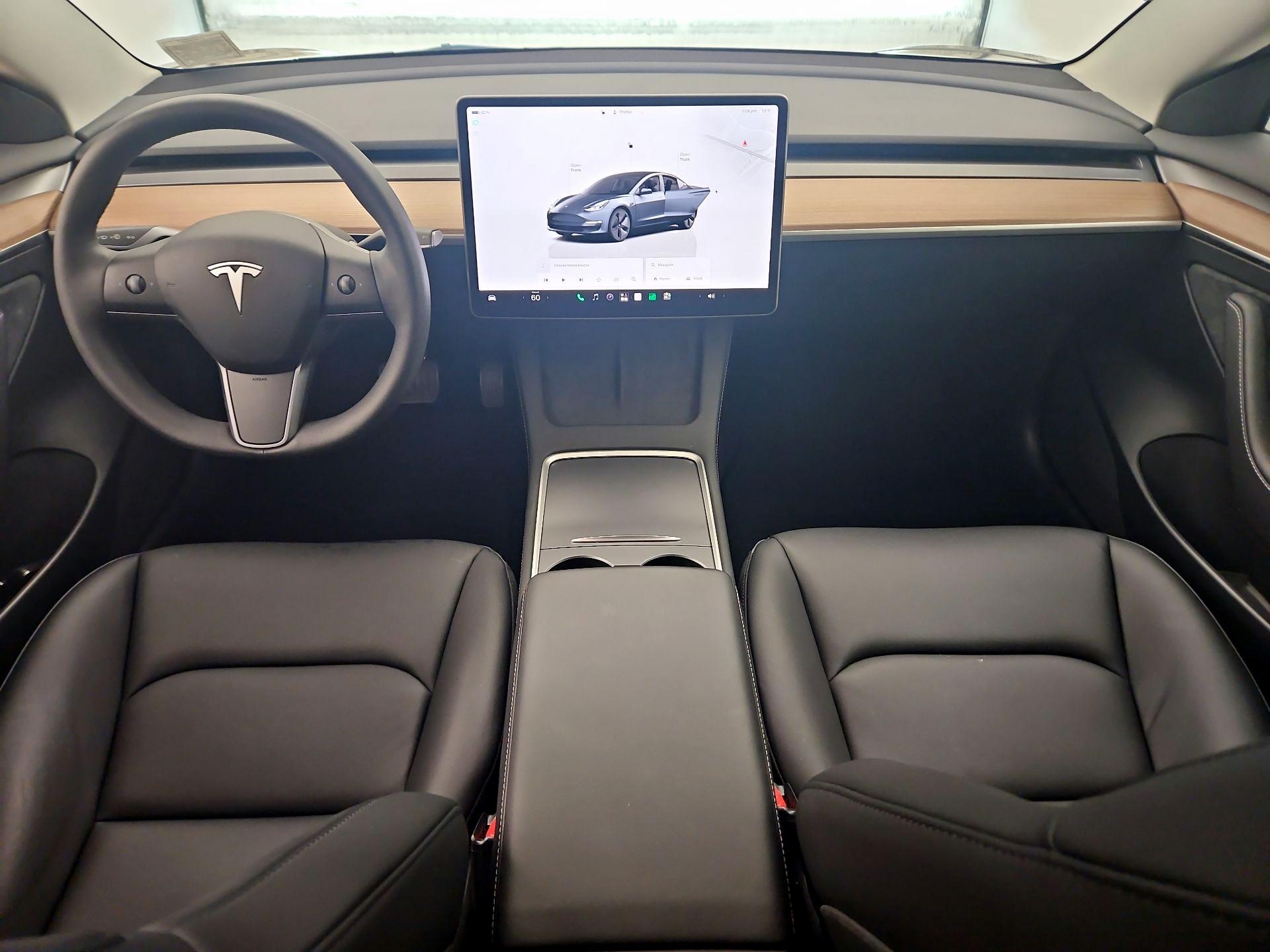 Thumbnail: 2023 Tesla Model 3 - 9