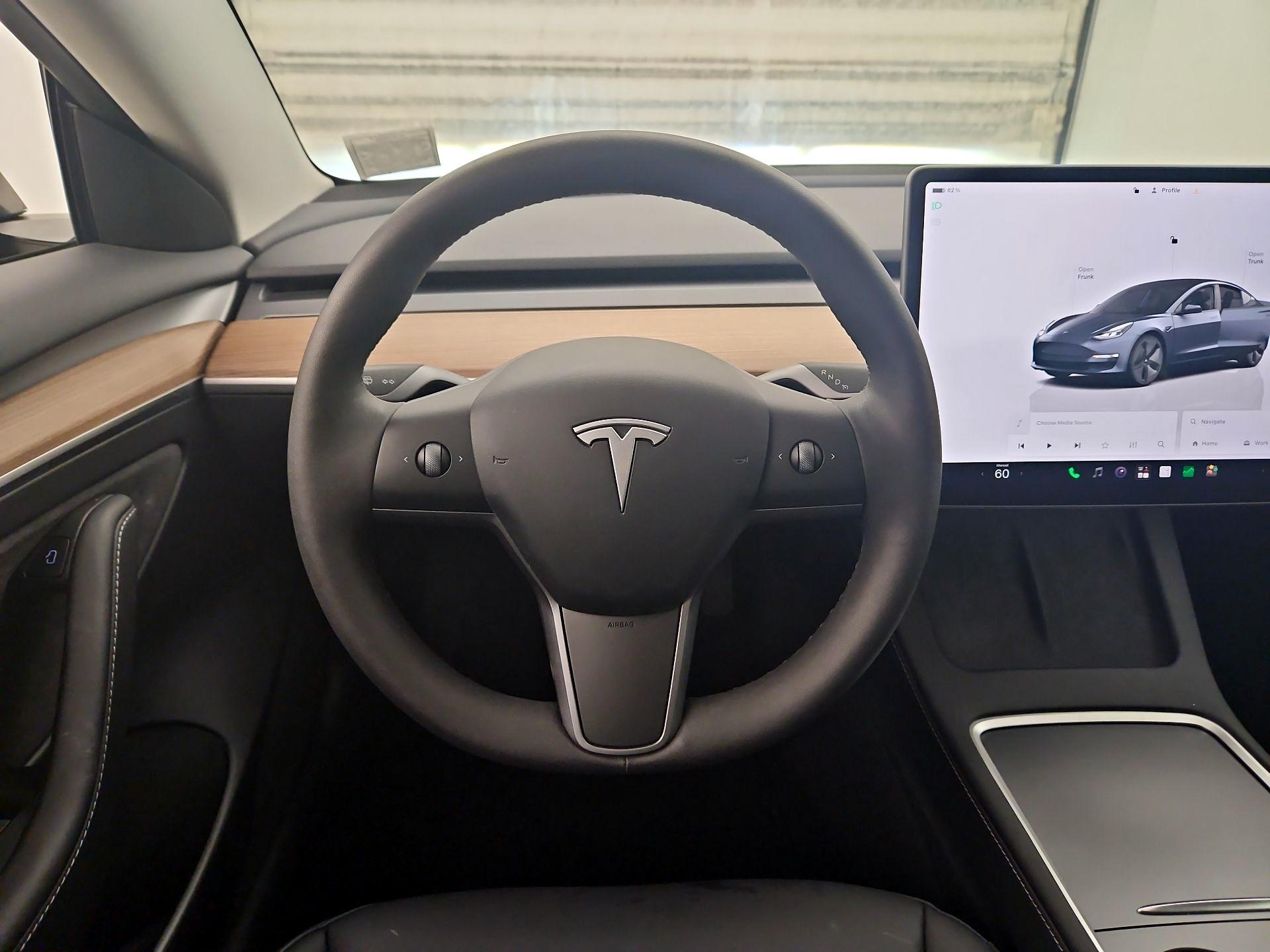 Thumbnail: 2023 Tesla Model 3 - 10