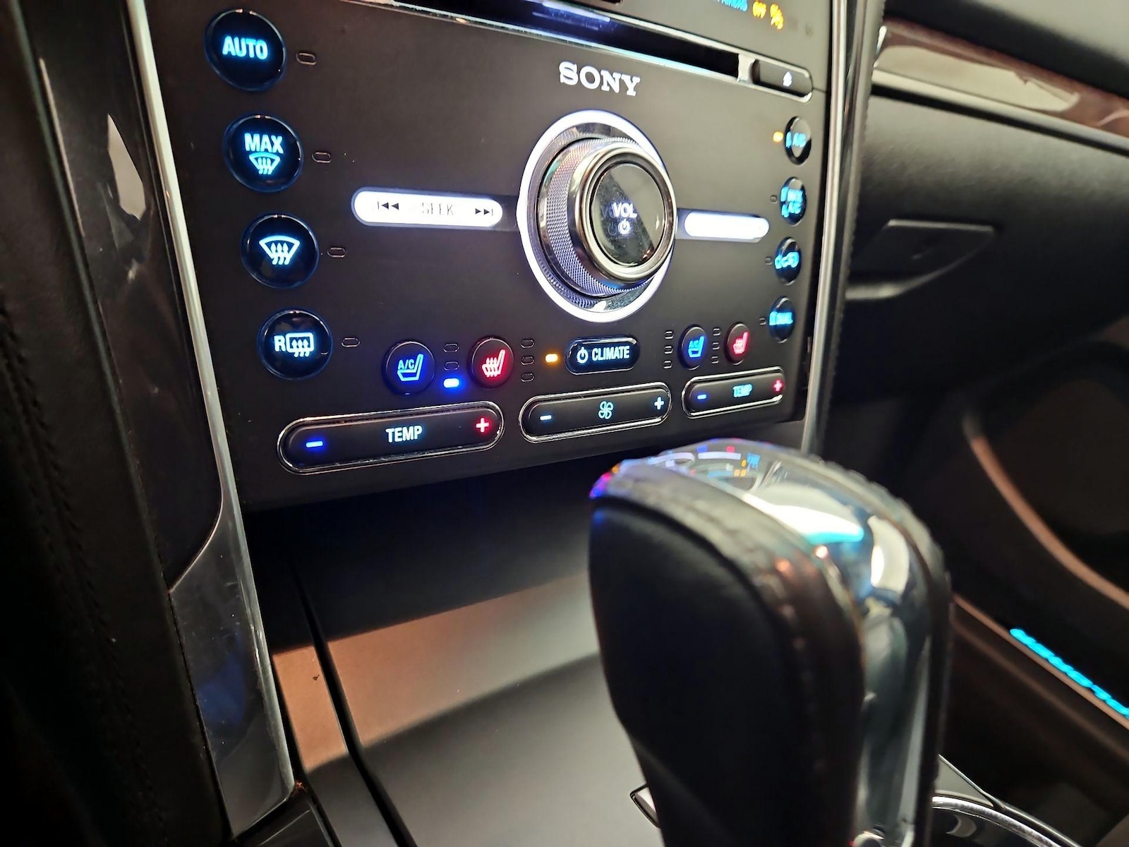 2017 Ford Explorer Platinum - Photo 18