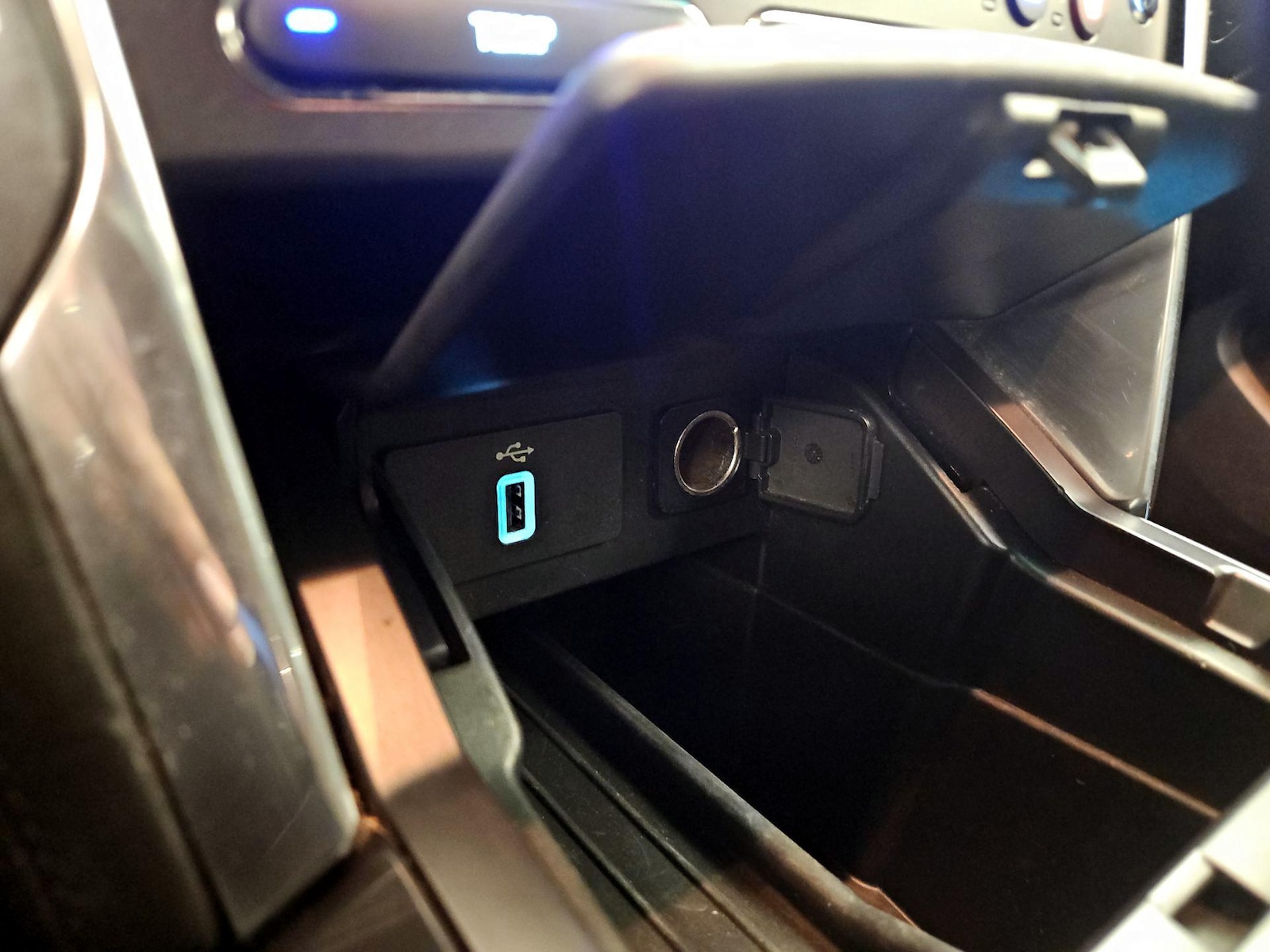 2017 Ford Explorer Platinum - Photo 20