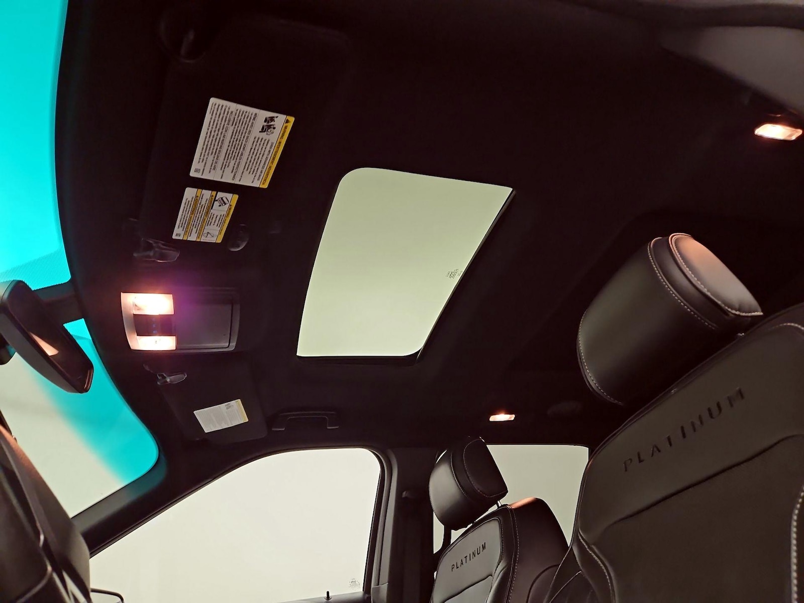 2017 Ford Explorer Platinum - Photo 21