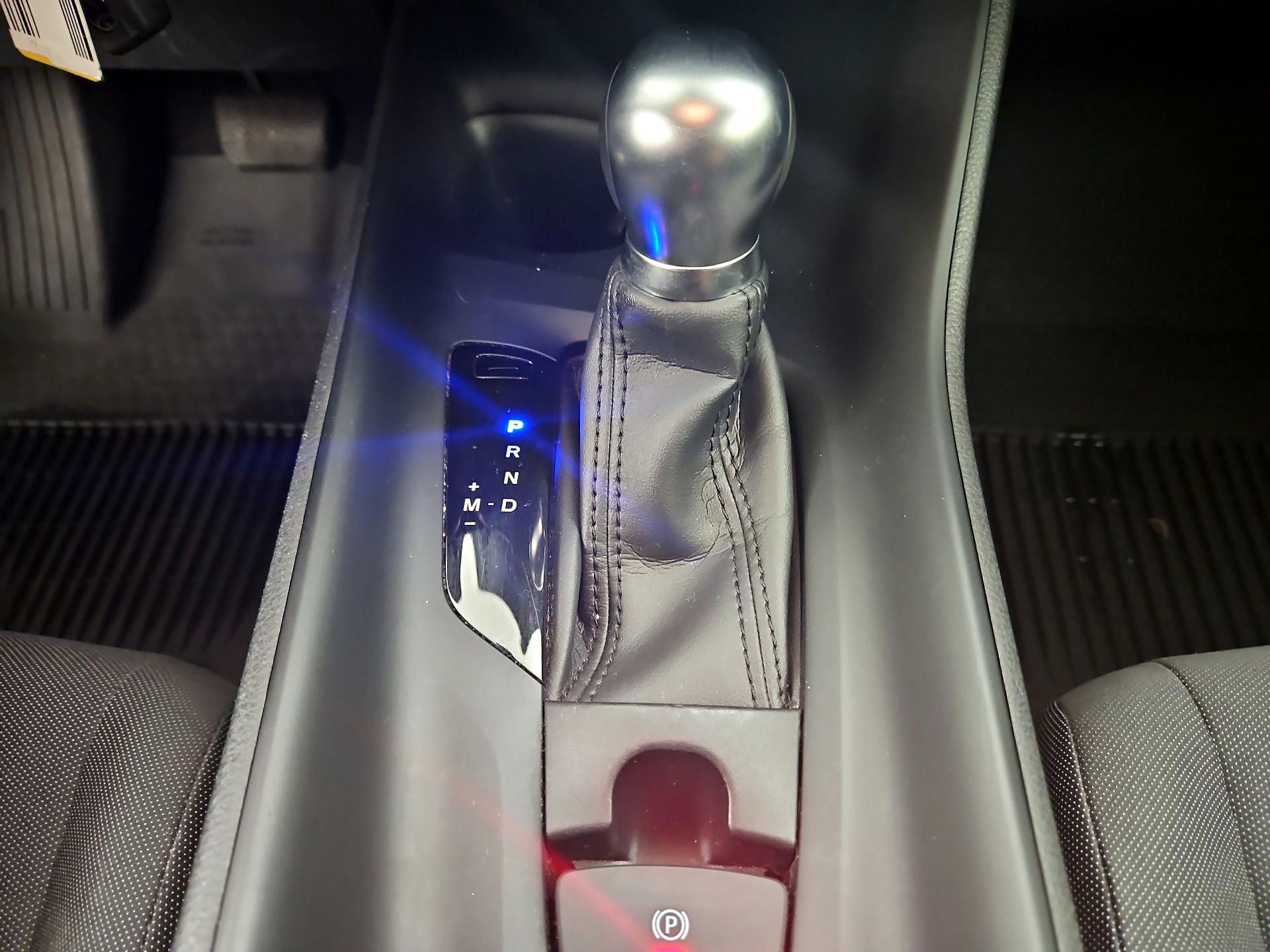 Thumbnail: 2021 Toyota C-HR - 17