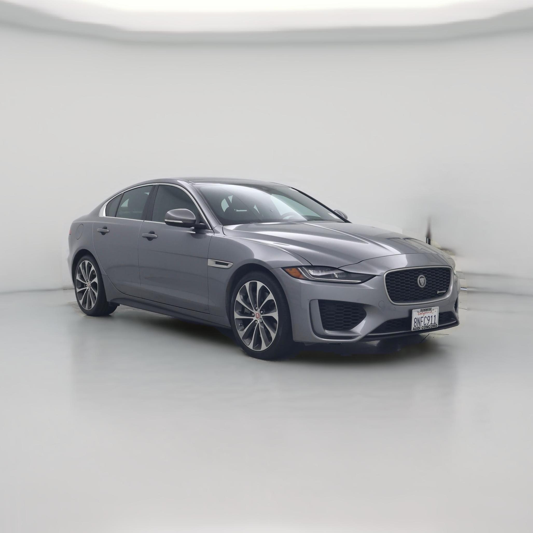 Thumbnail: 2020 Jaguar XE - 1
