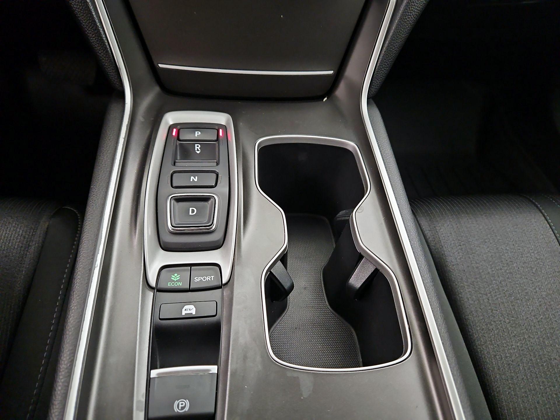 Thumbnail: 2019 Honda Accord - 17