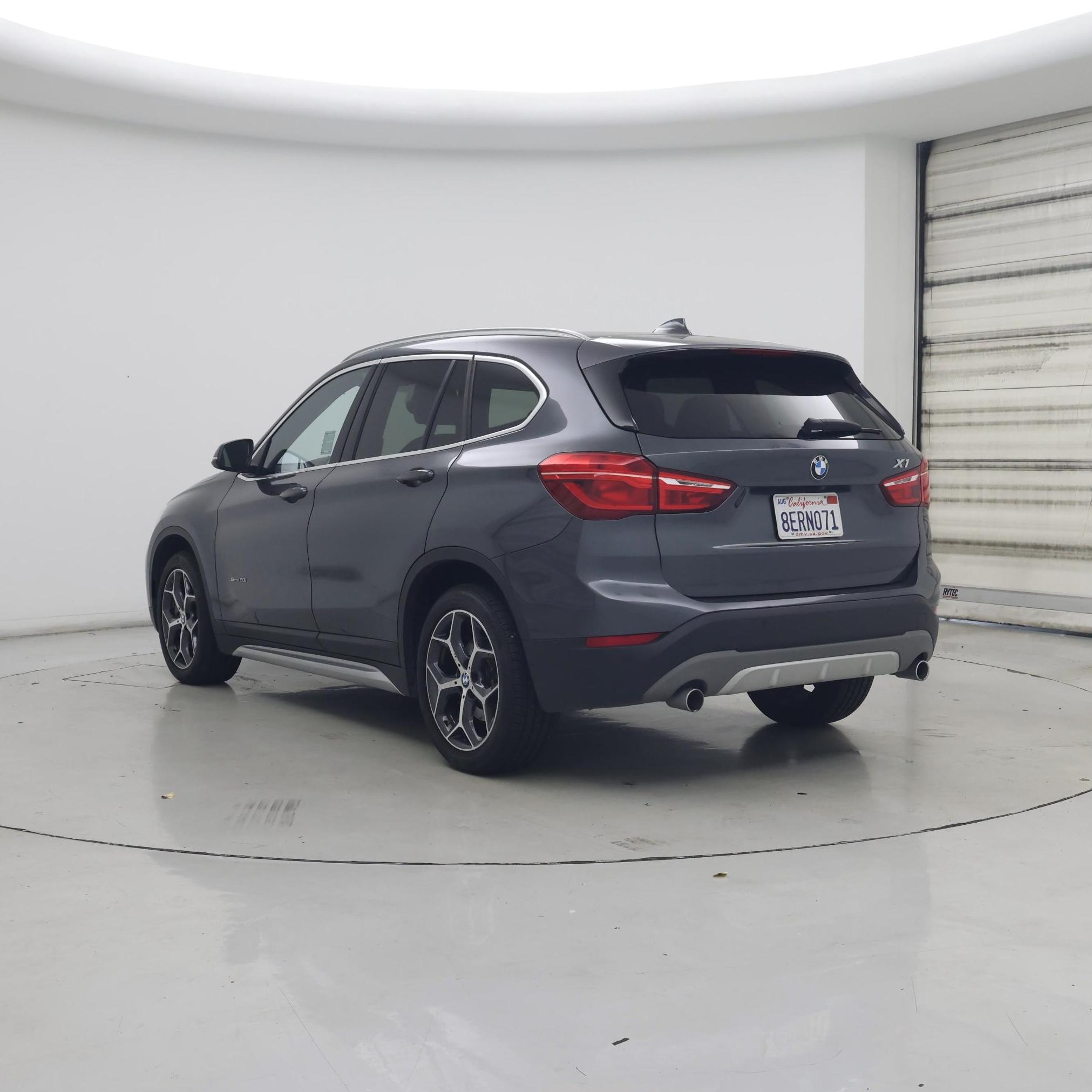 Thumbnail: 2018 BMW X1 - 2