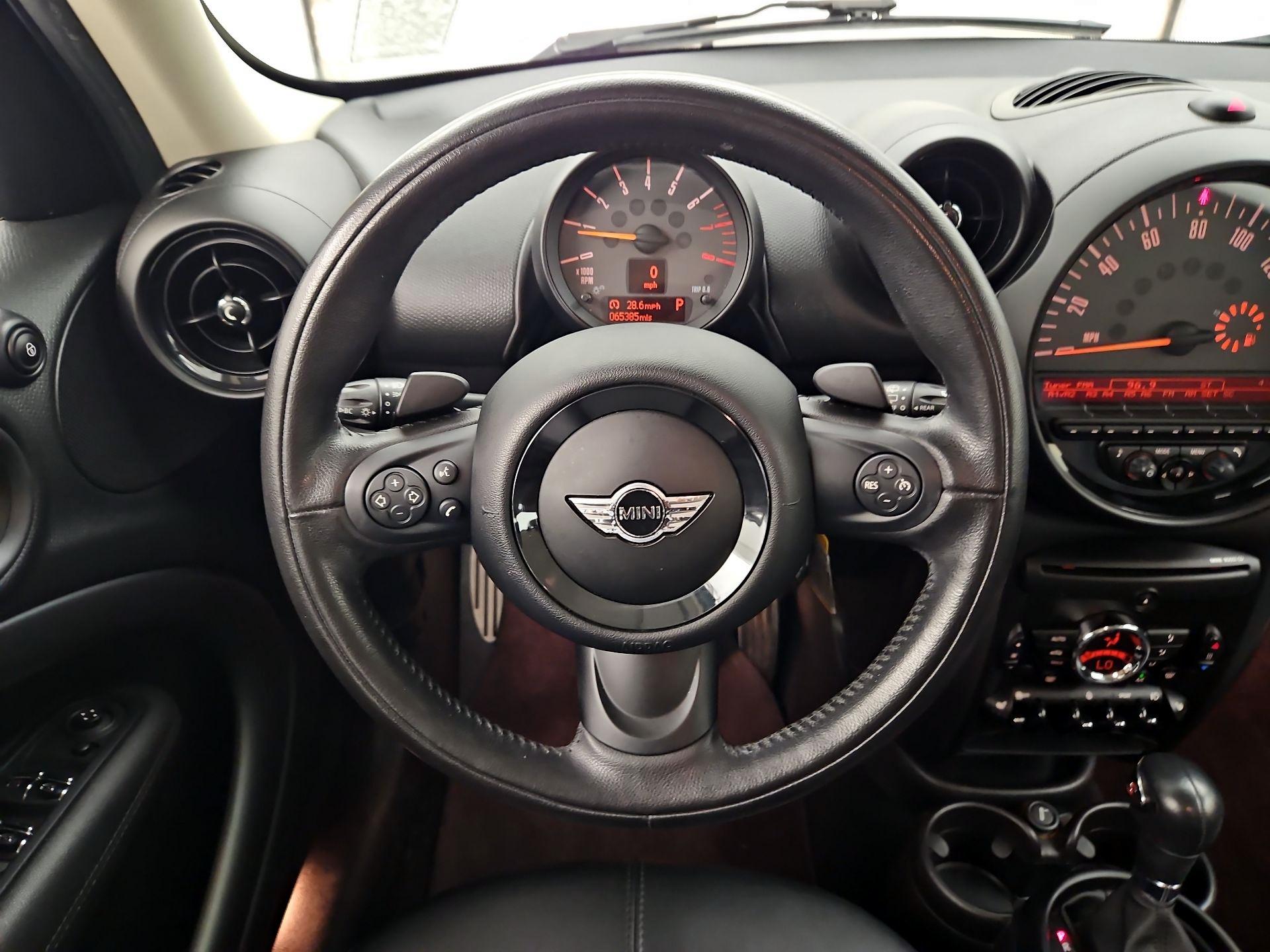 Thumbnail: 2016 MINI Cooper Countryman - 10