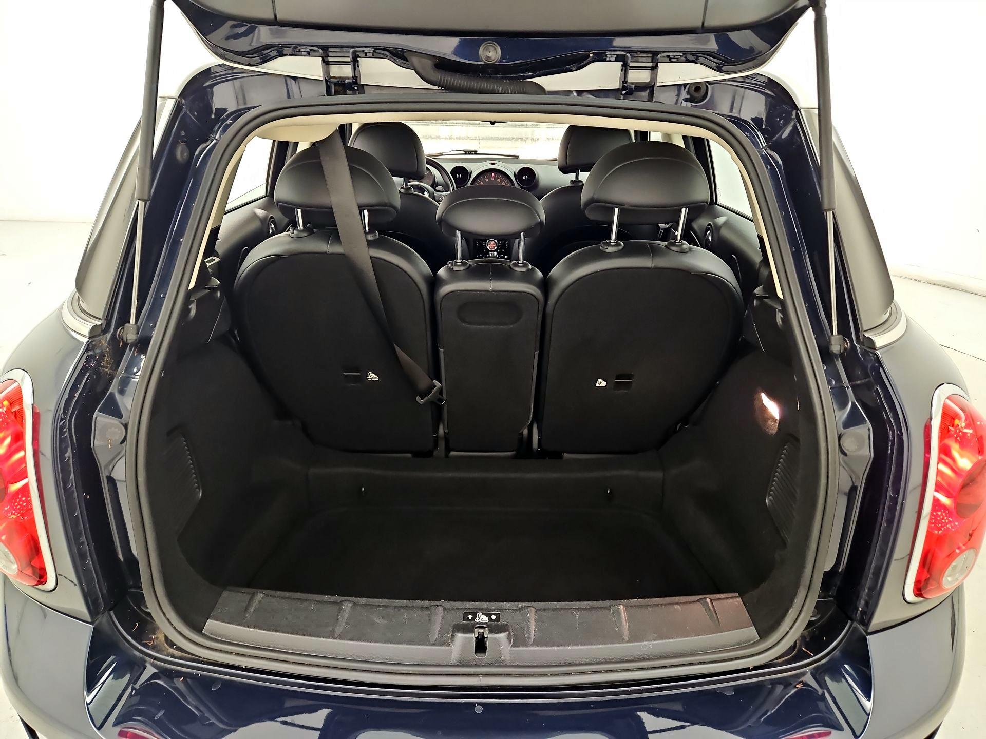 Thumbnail: 2016 MINI Cooper Countryman - 17