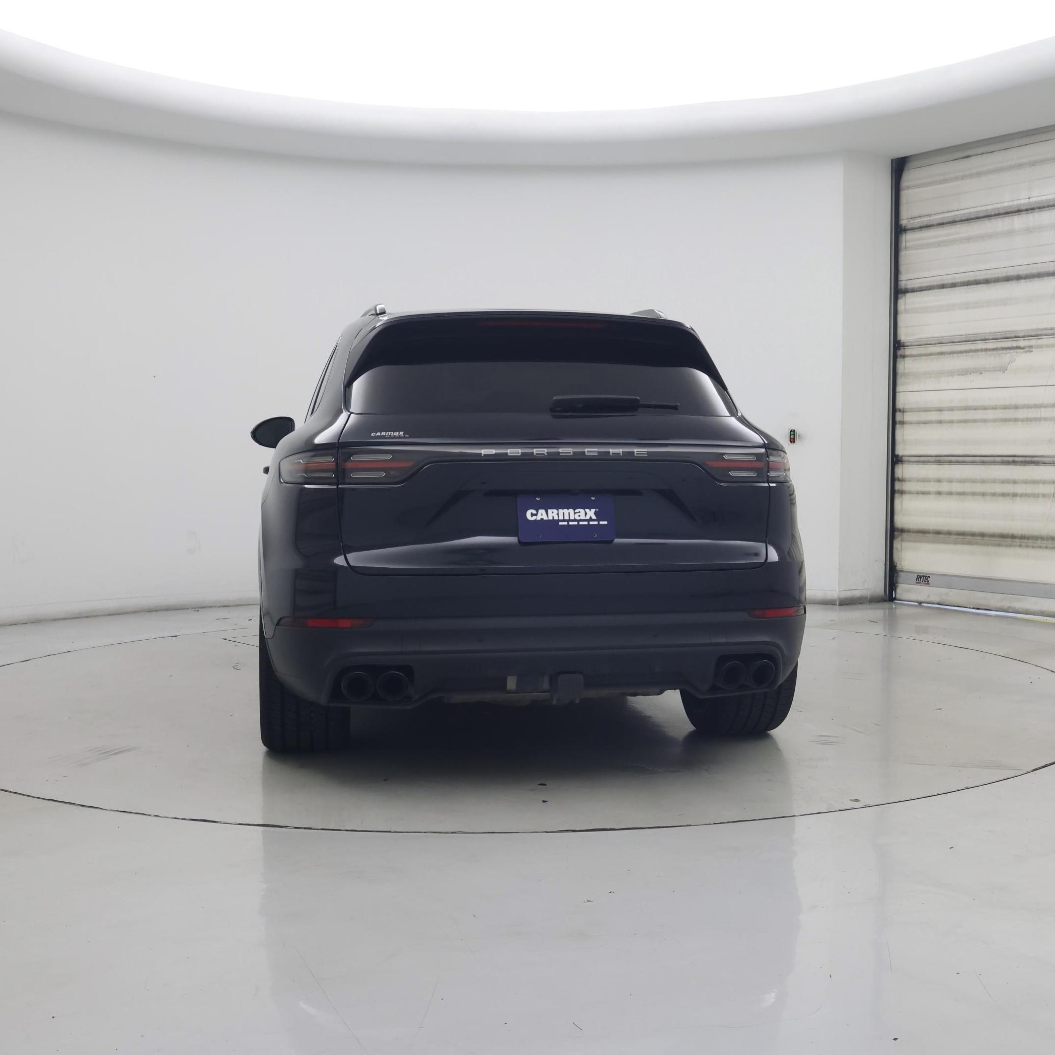 Thumbnail: 2023 Porsche Cayenne - 6